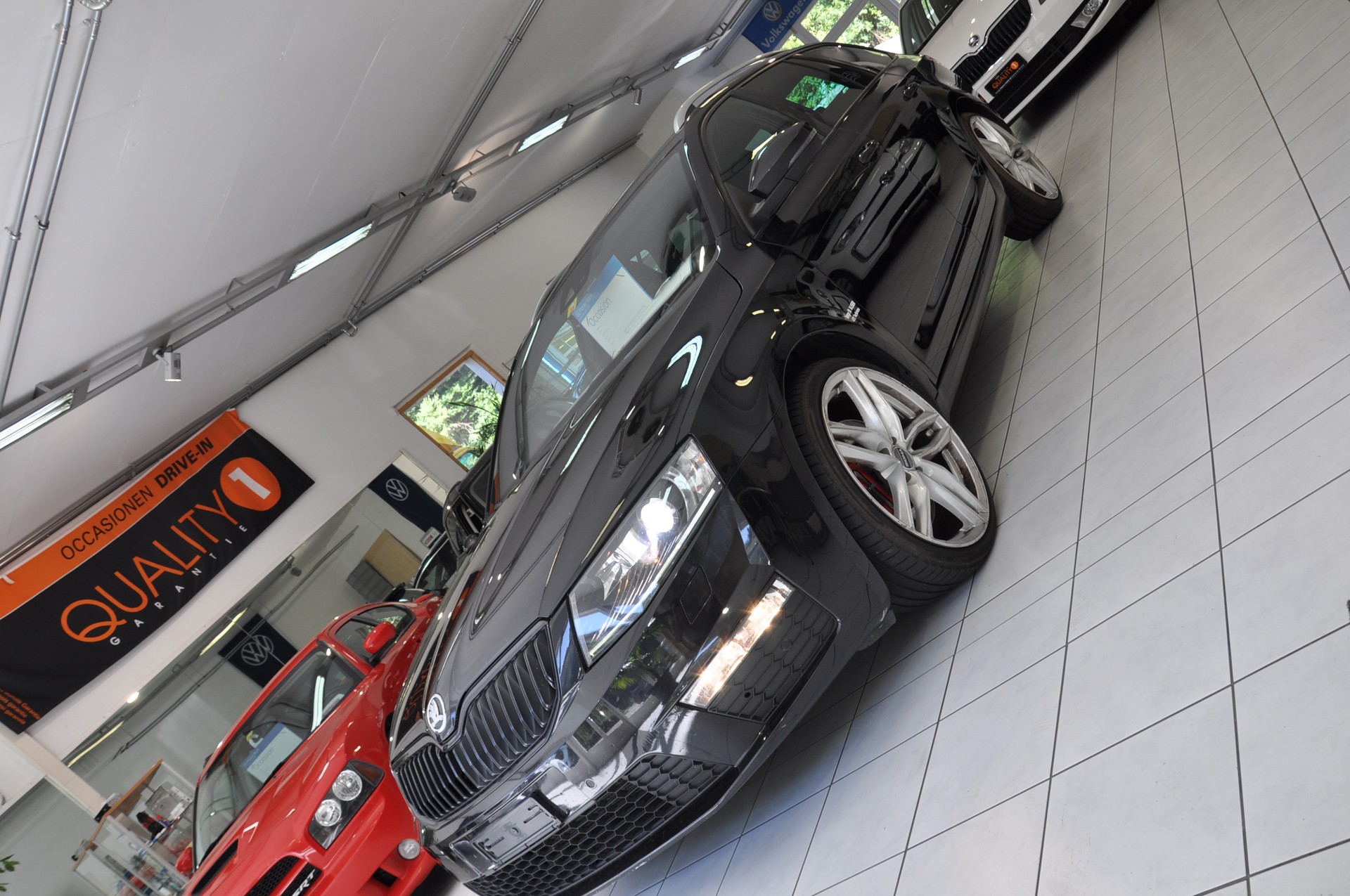 SKODA Octavia Combi 2.0 TSI RS DSG-image-8
