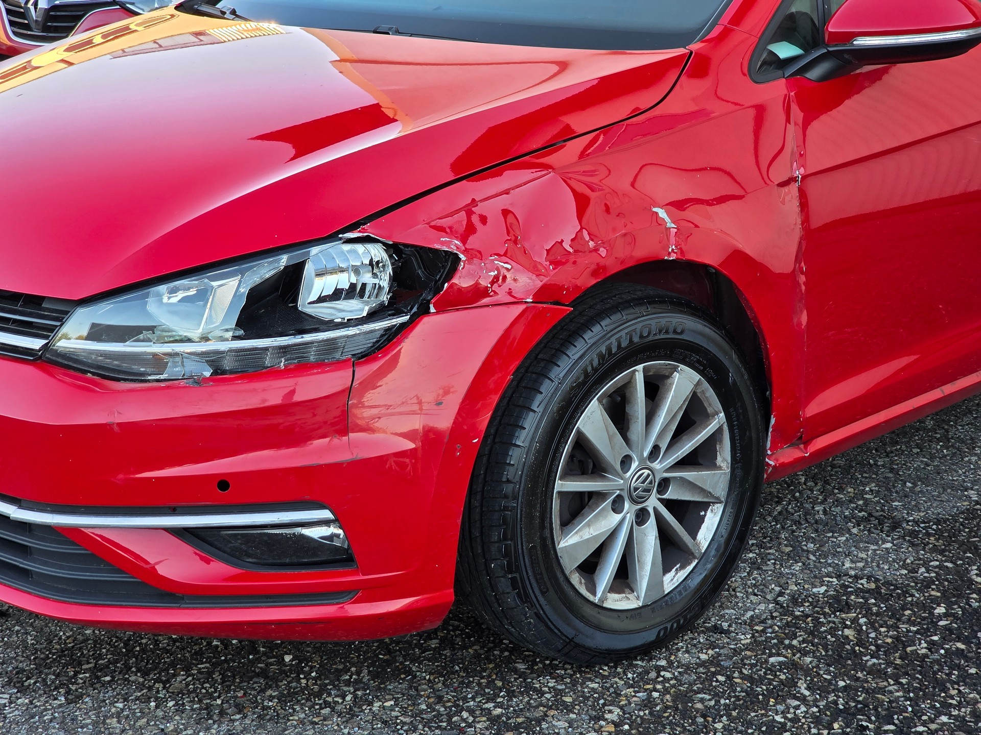 VW Golf Variant 1.6 TDI Comfortline-image-12