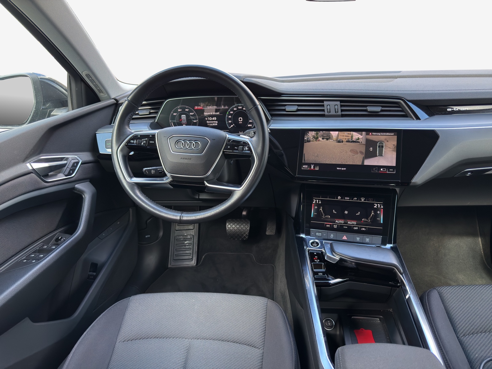 AUDI e-tron 50 quattro-image-9