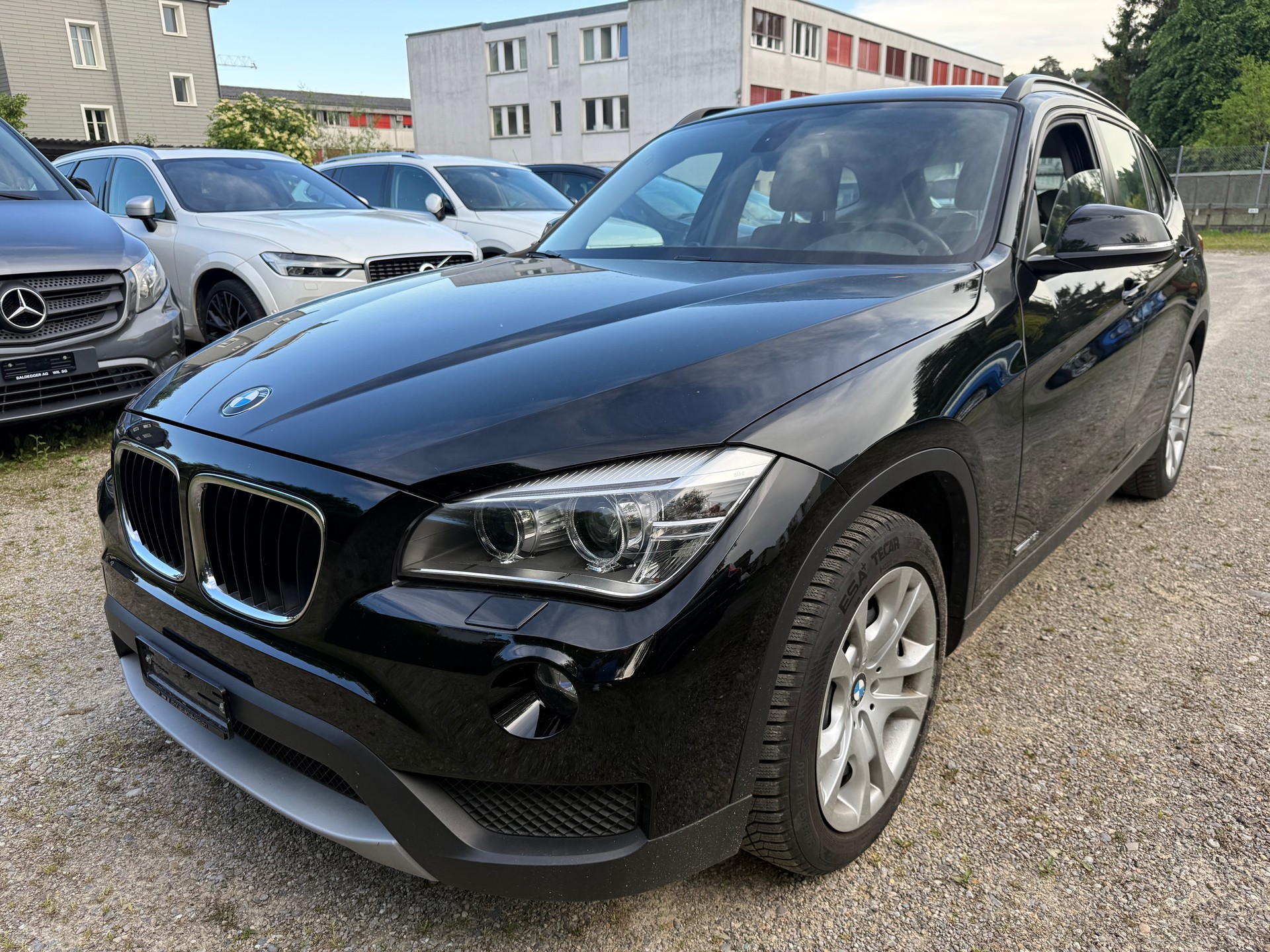BMW X1 sDrive 18i Sport Line Steptronic-showroom-element-1