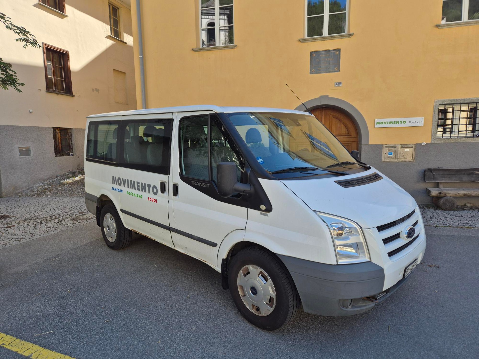 FORD 2.4 TDCi 140 Trend-image-3
