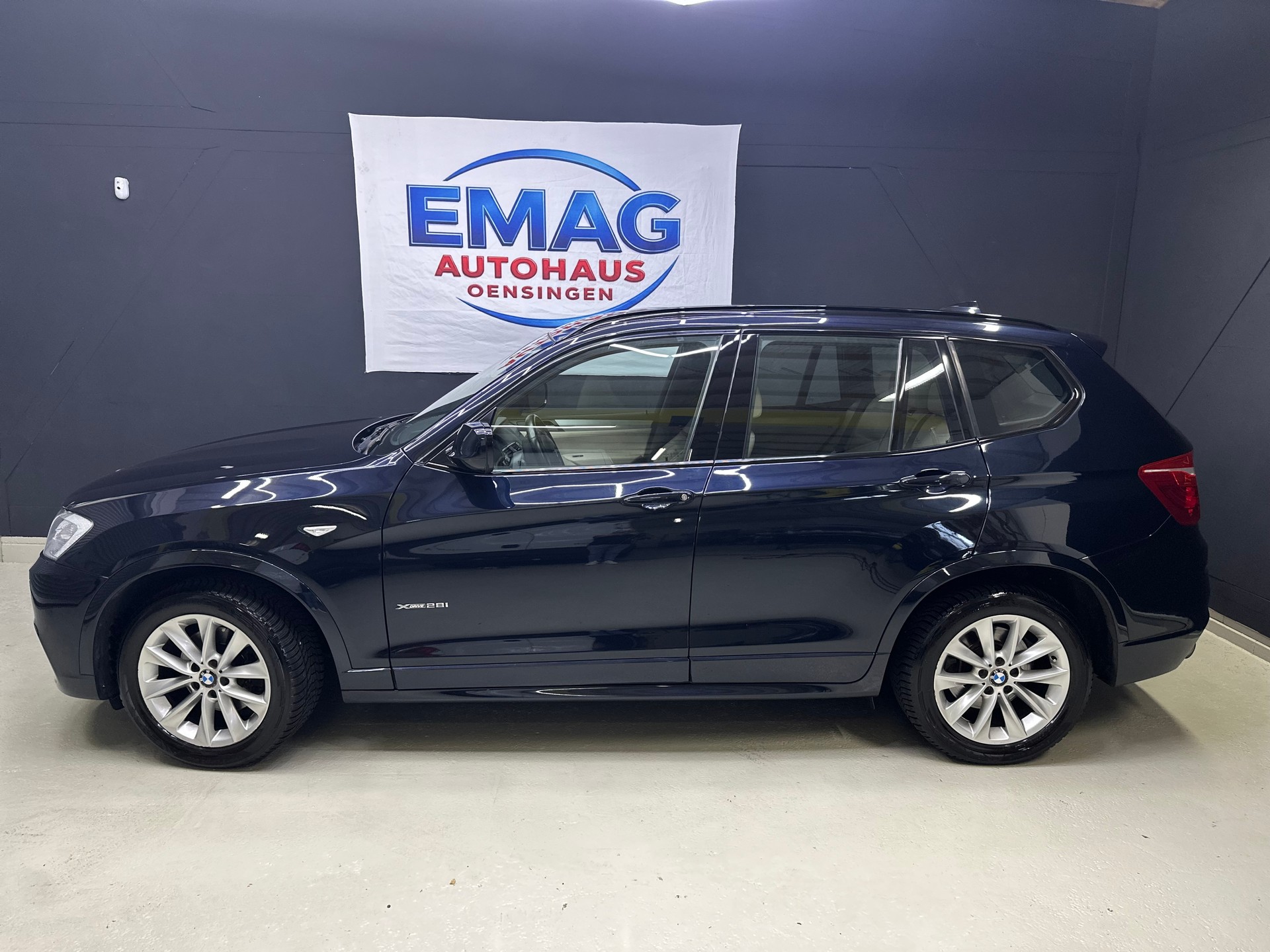BMW X3 xDrive 28i Steptronic-image-2