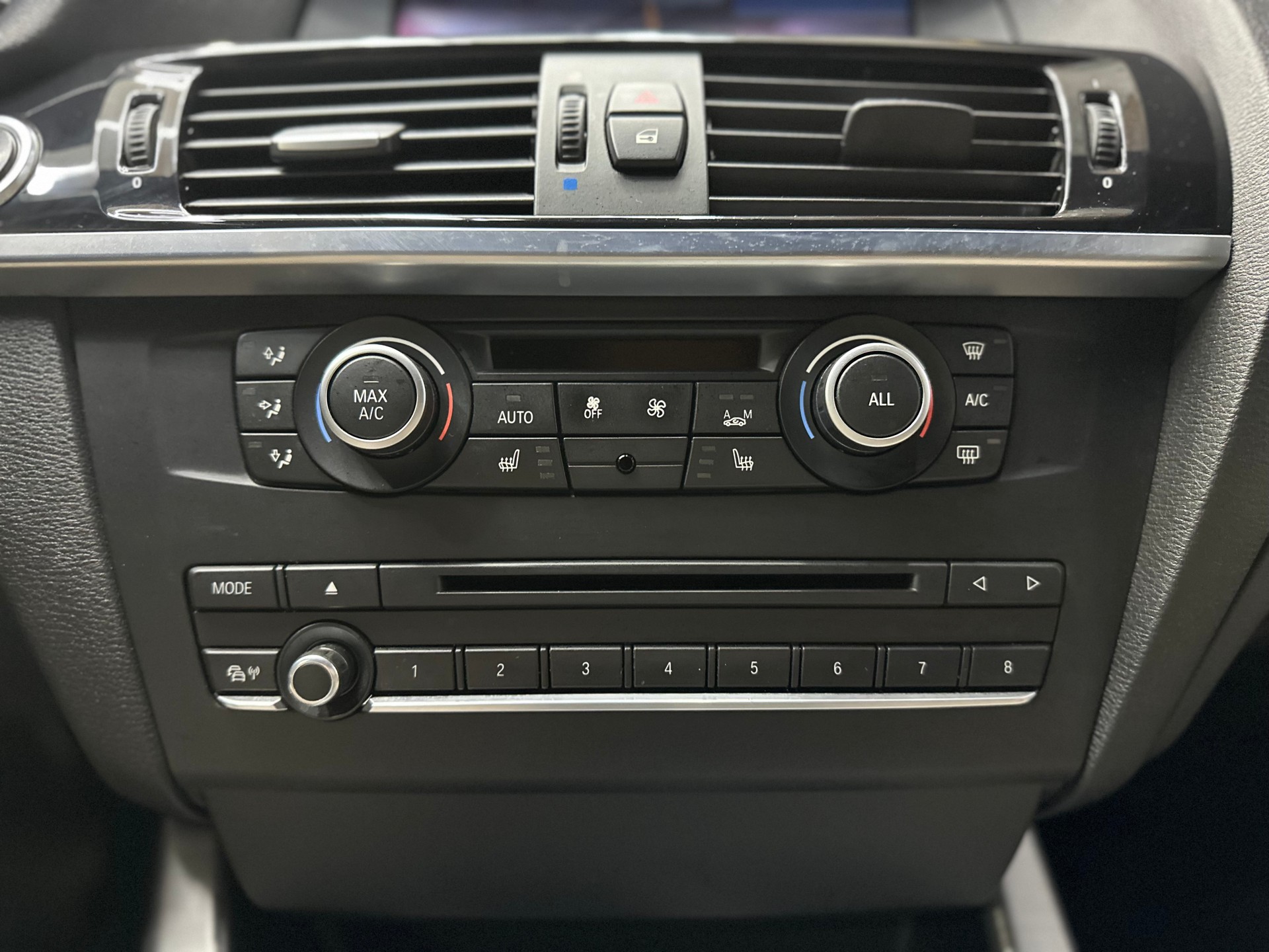 BMW X3 xDrive 28i Steptronic-image-13