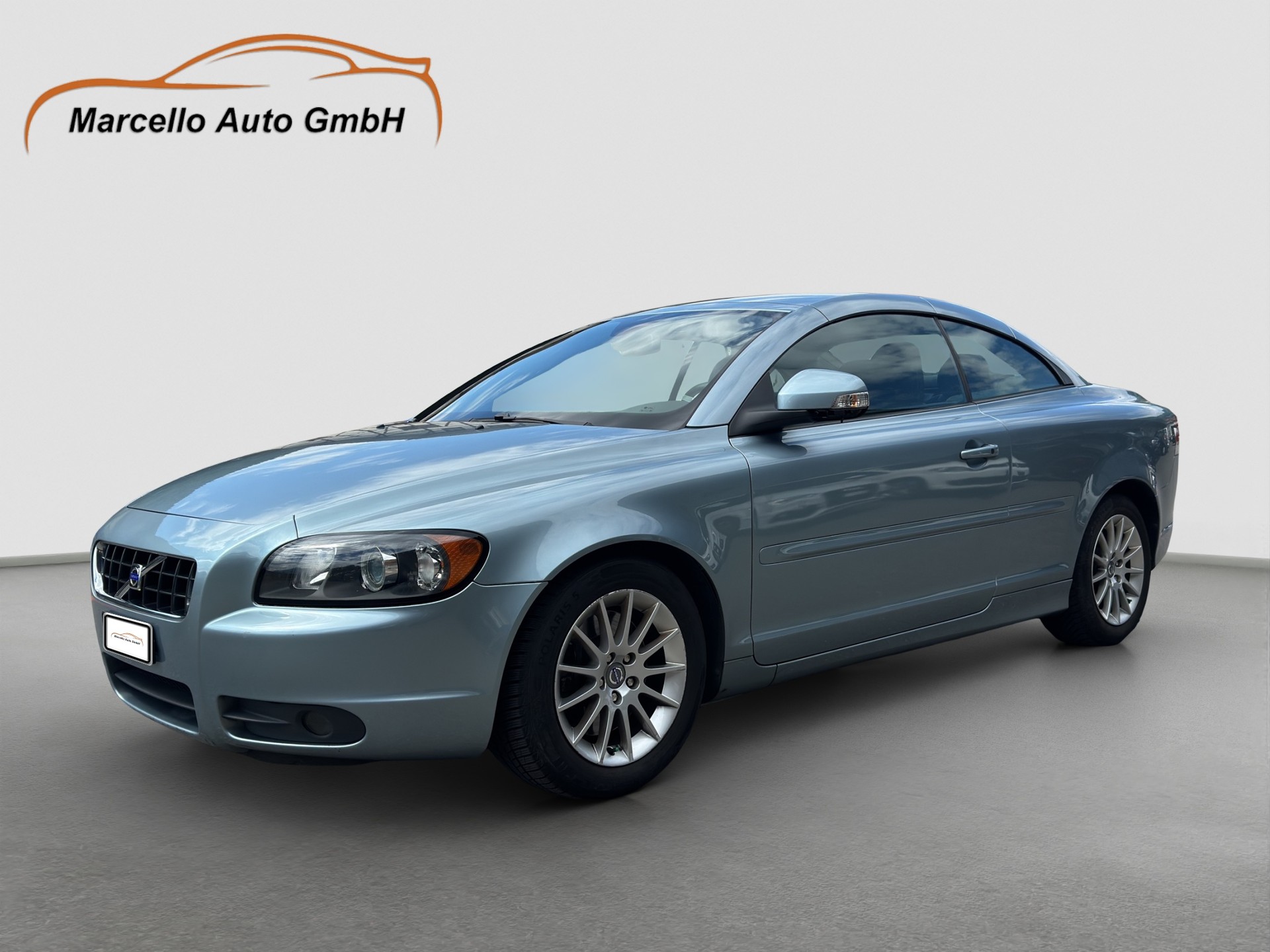 VOLVO C70 2.0D Momentum Powershift-image-0