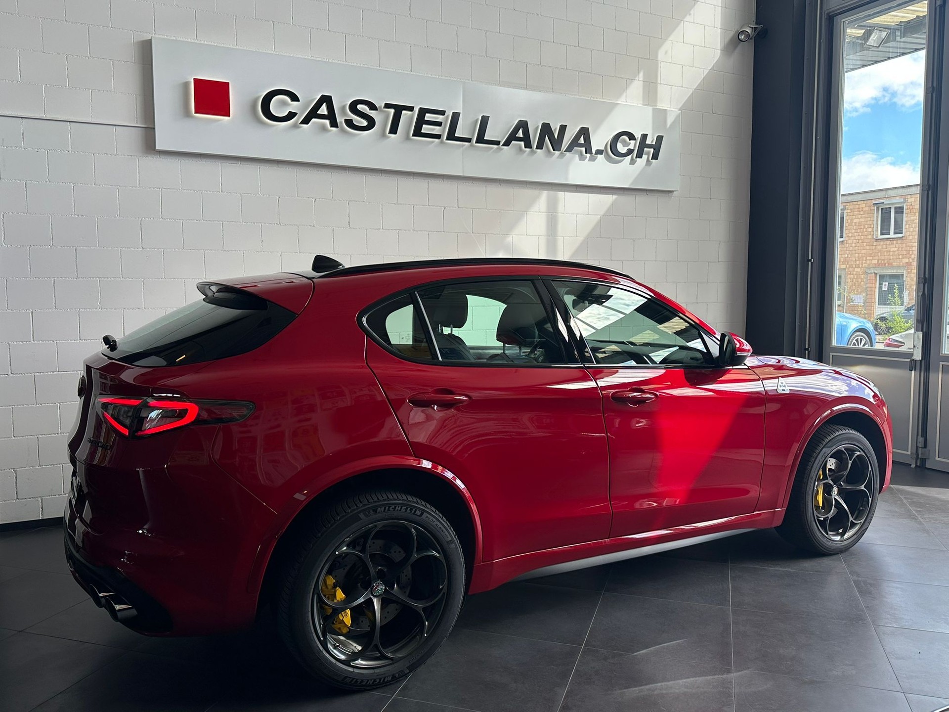 ALFA ROMEO Stelvio 2.9 V6 Quadrifoglio Q4 Automatic-showroom-element-3