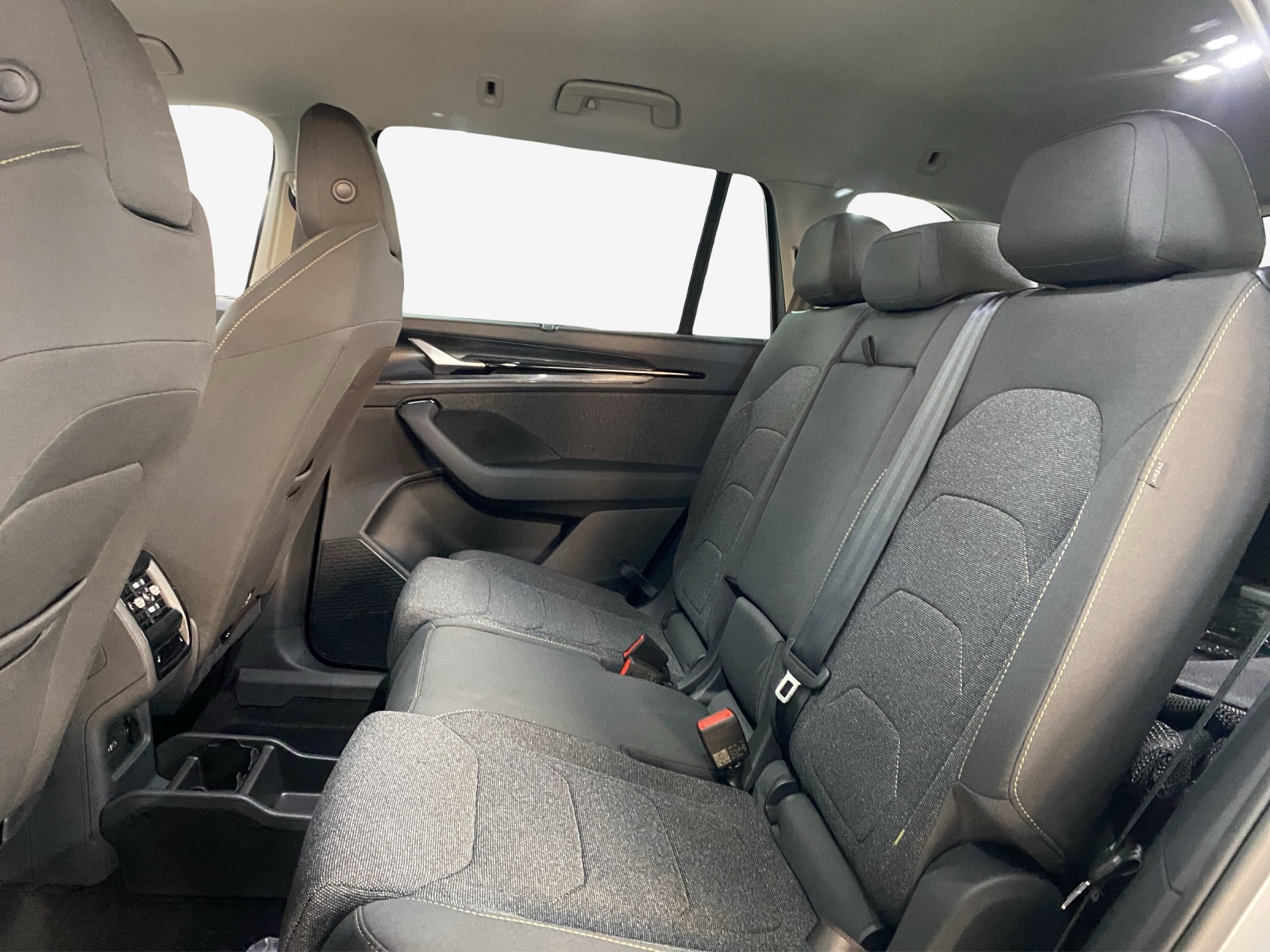 SKODA Kodiaq 2.0 TSI Dynamic 4x4-image-11