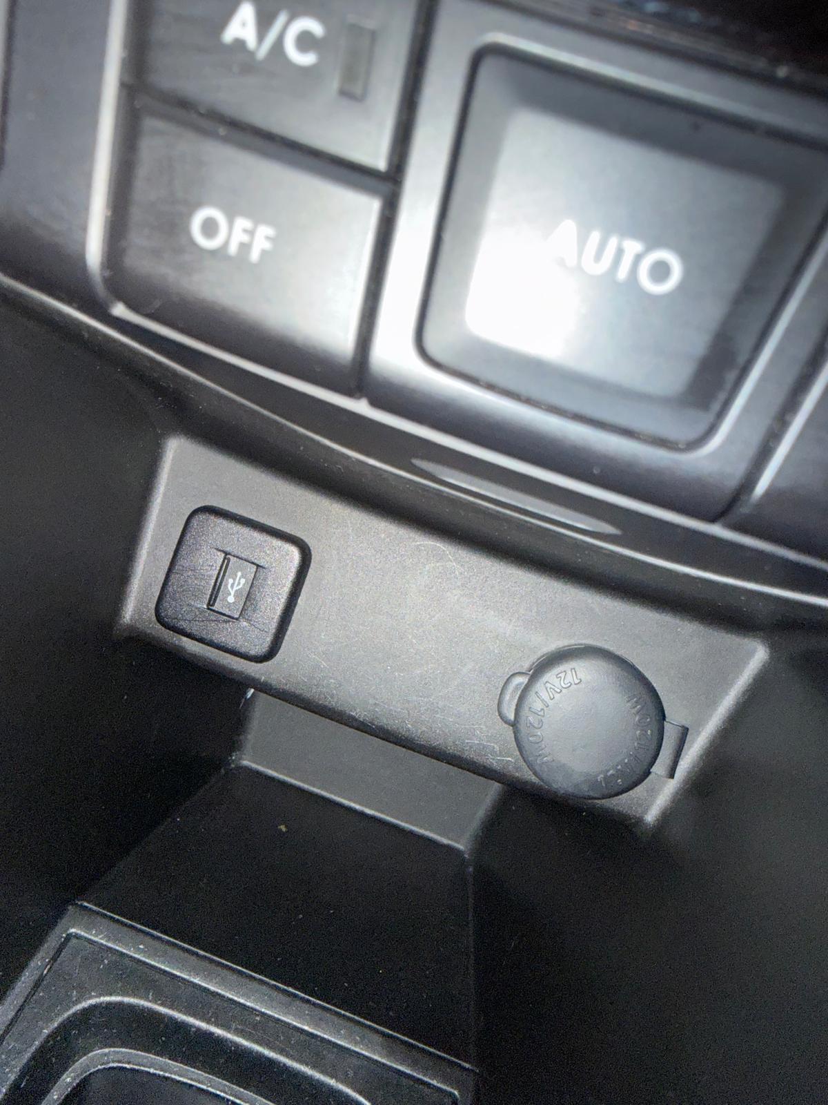 SUZUKI Swift 1.2i 16V GL Top 4x4-image-13