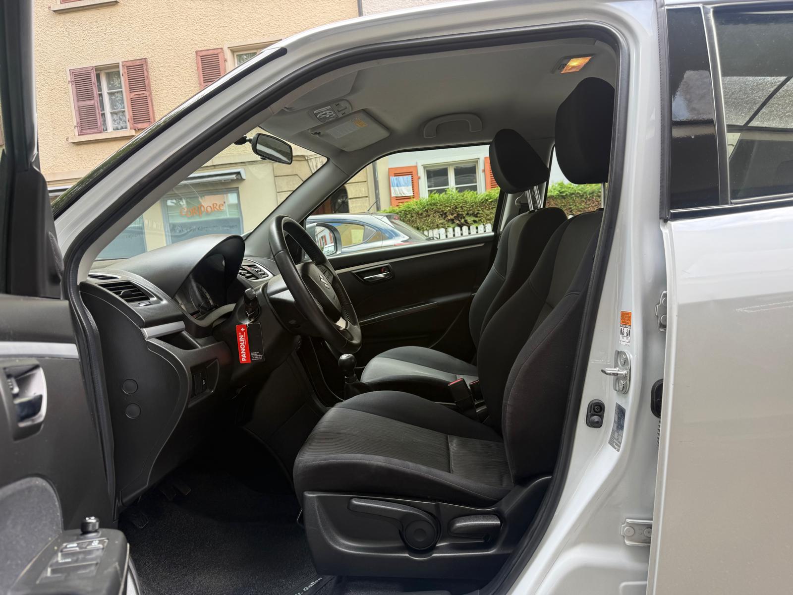 SUZUKI Swift 1.2i 16V GL Top 4x4-image-11