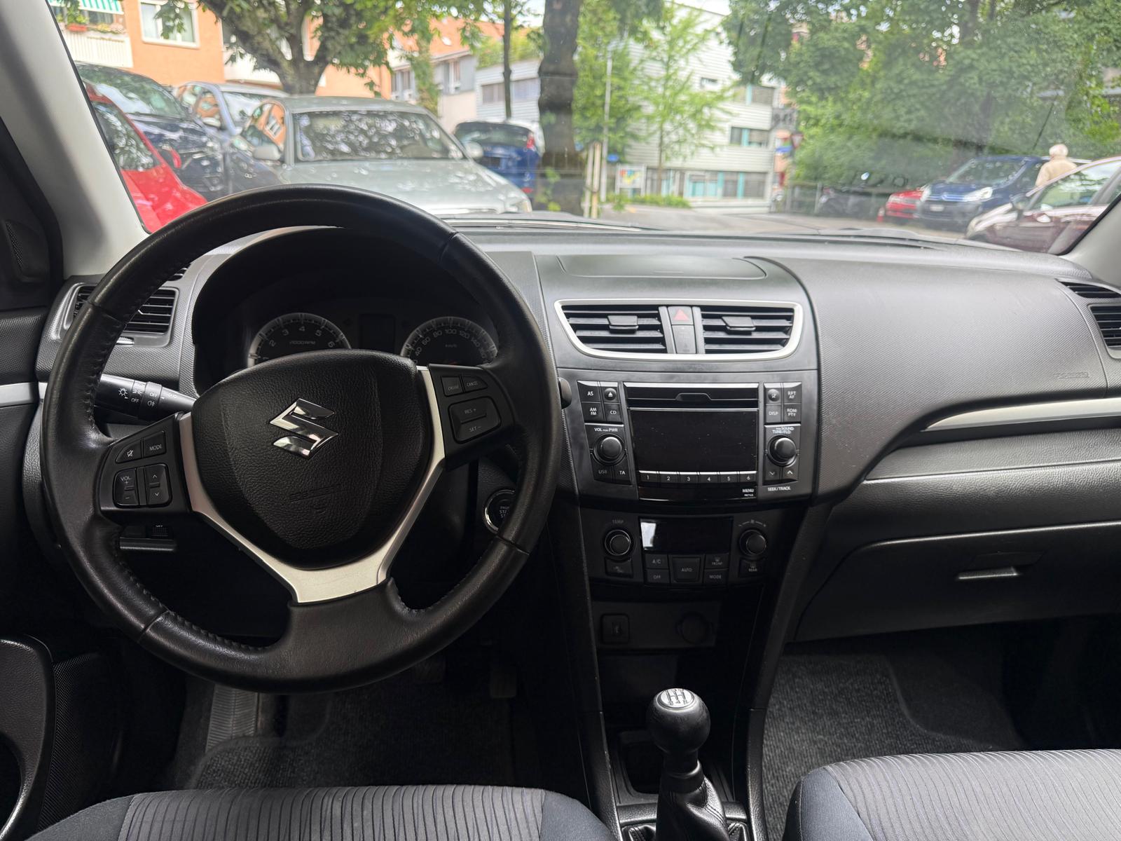 SUZUKI Swift 1.2i 16V GL Top 4x4-image-9