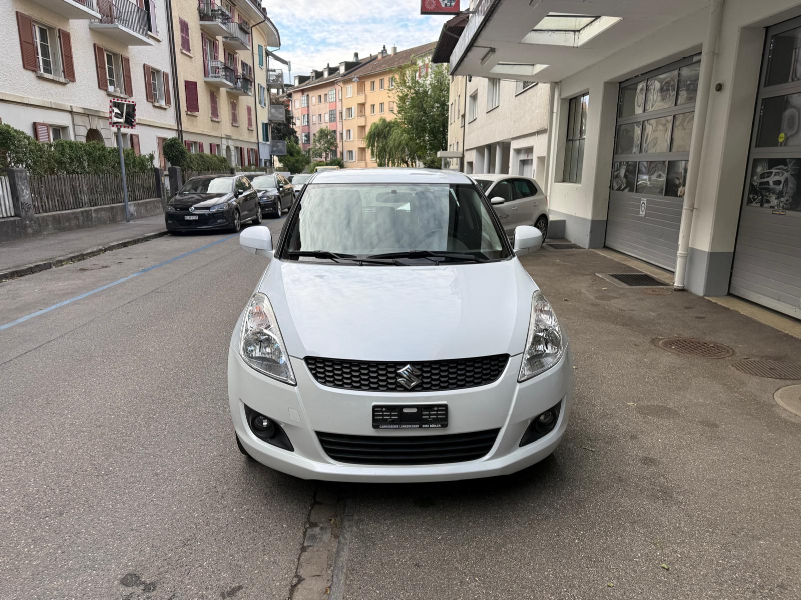 SUZUKI Swift 1.2i 16V GL Top 4x4