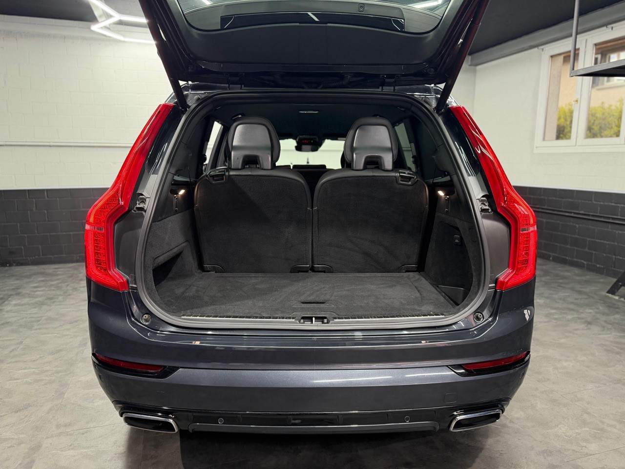 VOLVO XC90 B5 Diesel Mild Hybrid AWD R-Design | 360° Kamera | 7.Plätzer | Harman/Kardon | ACC | Standheizung-image-18