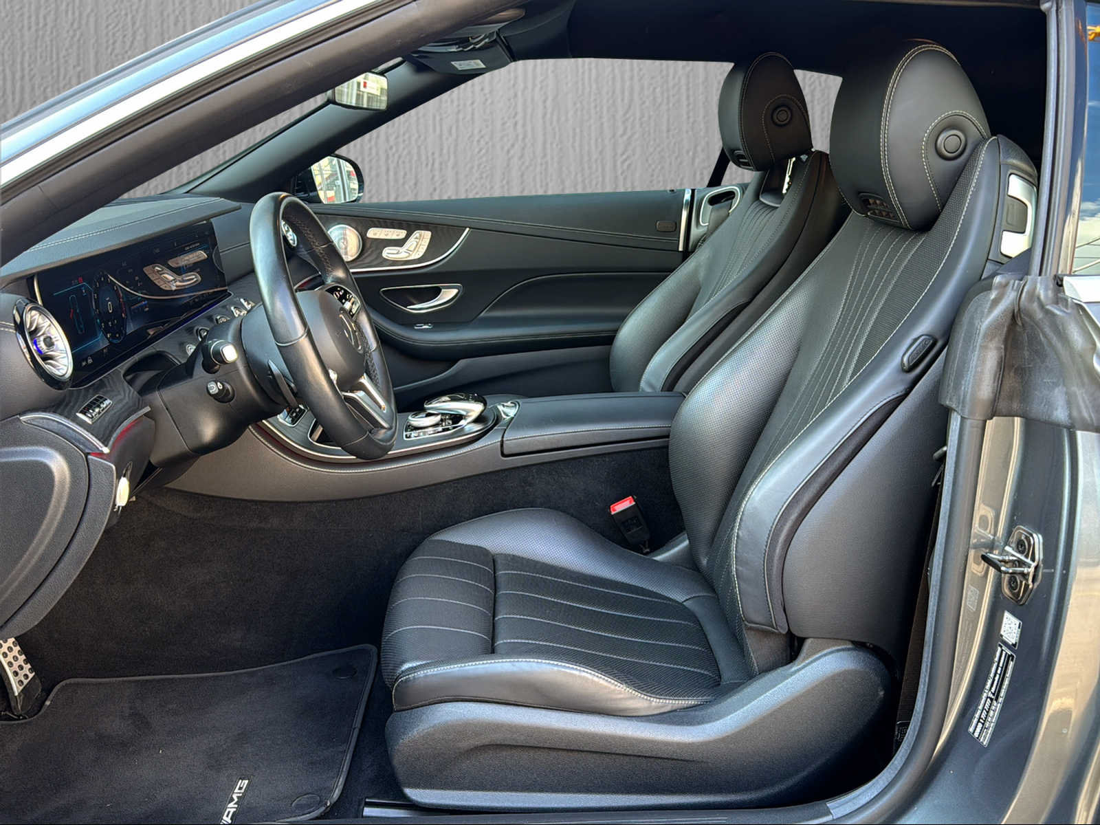 MERCEDES-BENZ E 450 Cabriolet AMG Line 4 Matic 9G-Tronic-image-7
