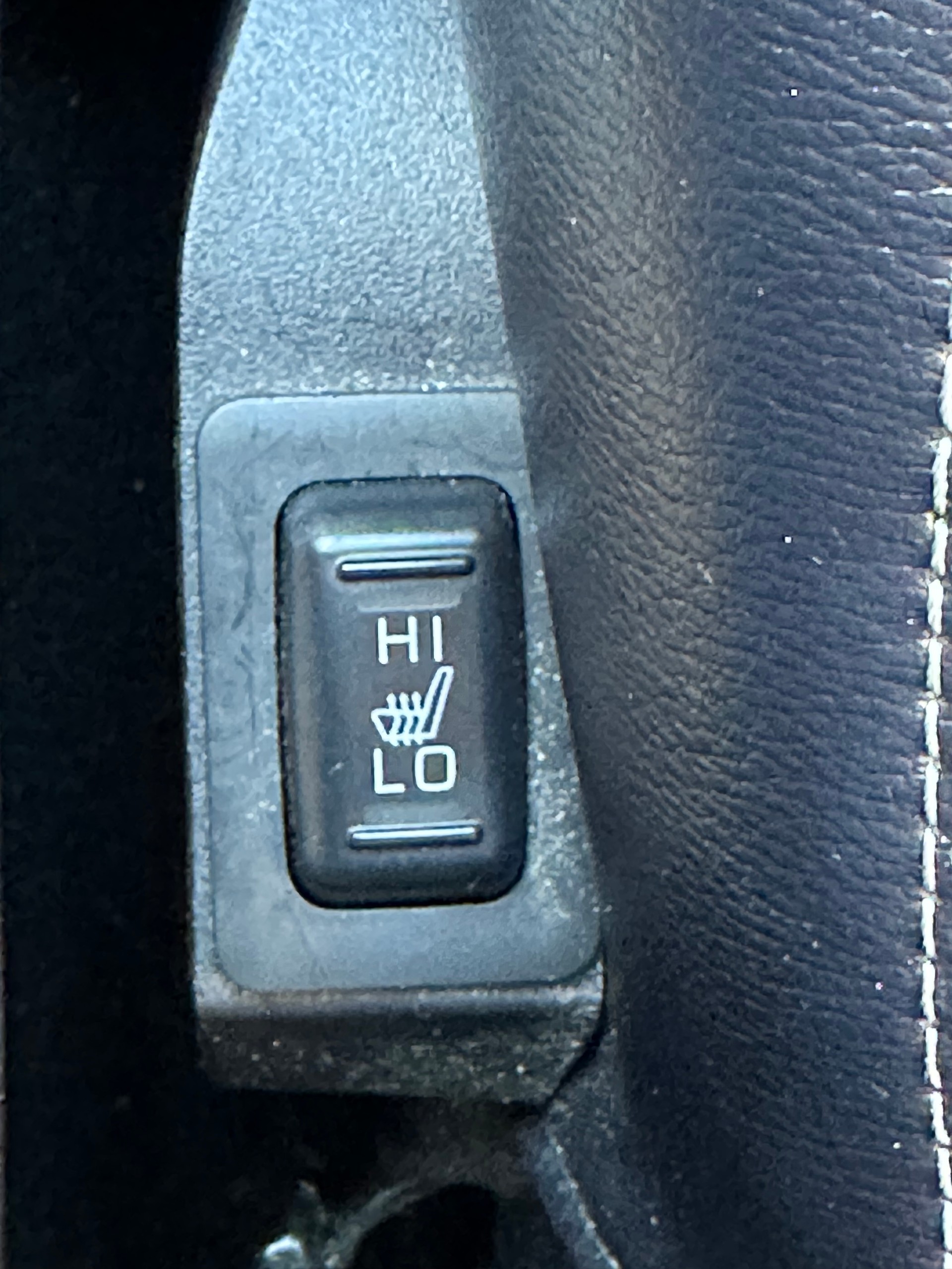 PEUGEOT 4007 2.2 HDi Platinum Edition *7-Plätzer*-image-13