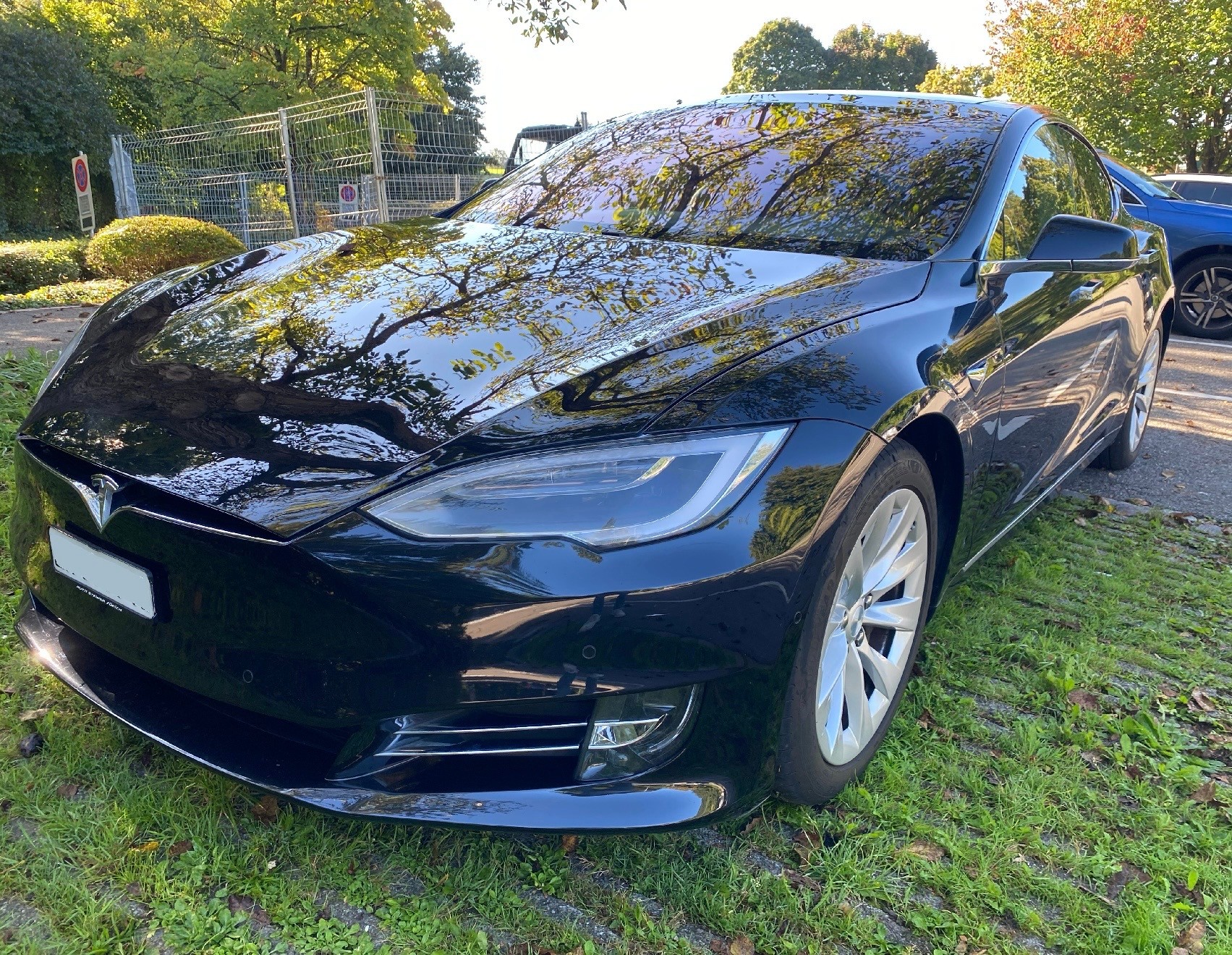 Car photo