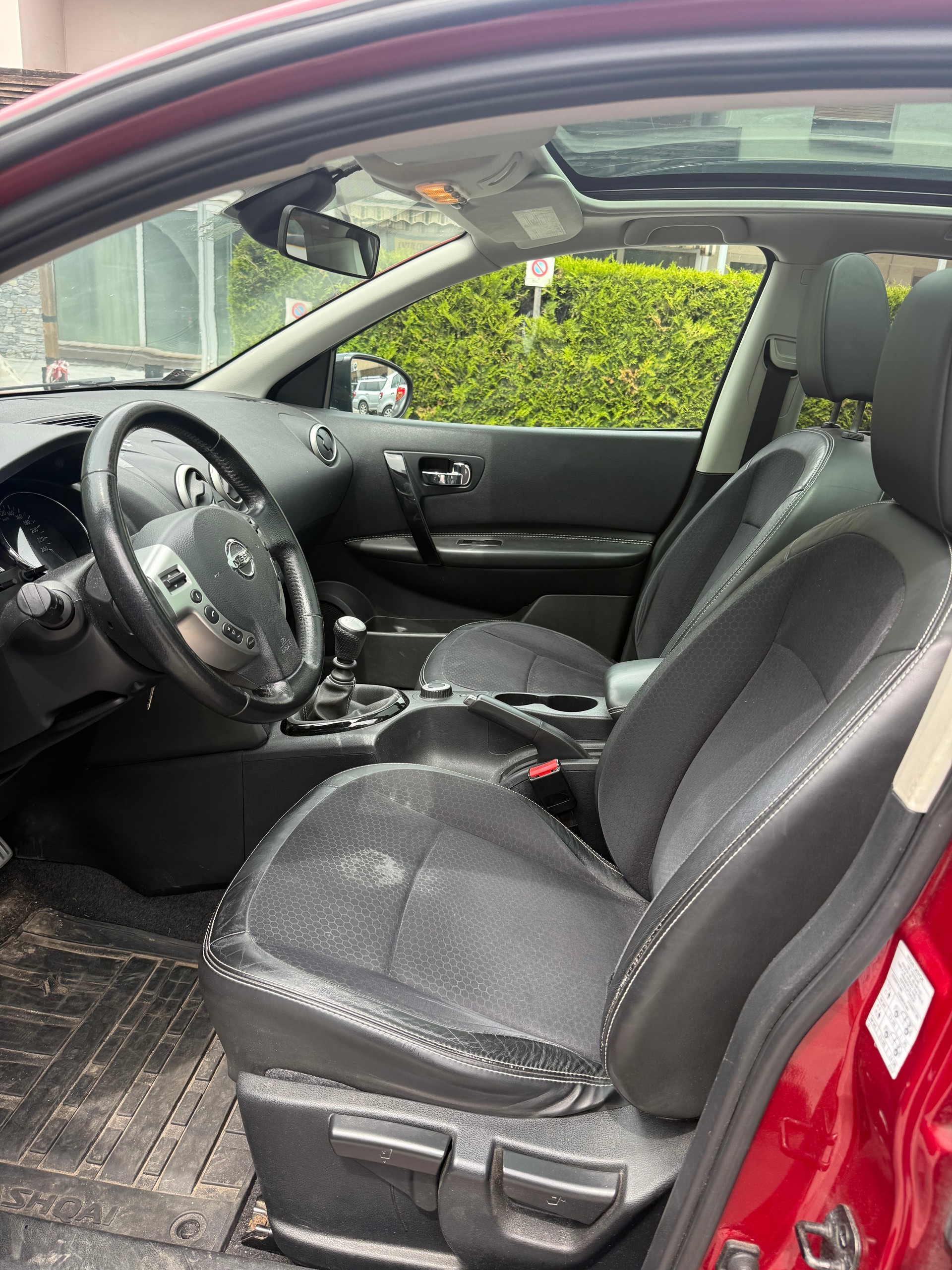 NISSAN Qashqai 1.6 dCi iStop 4WD 360-image-7