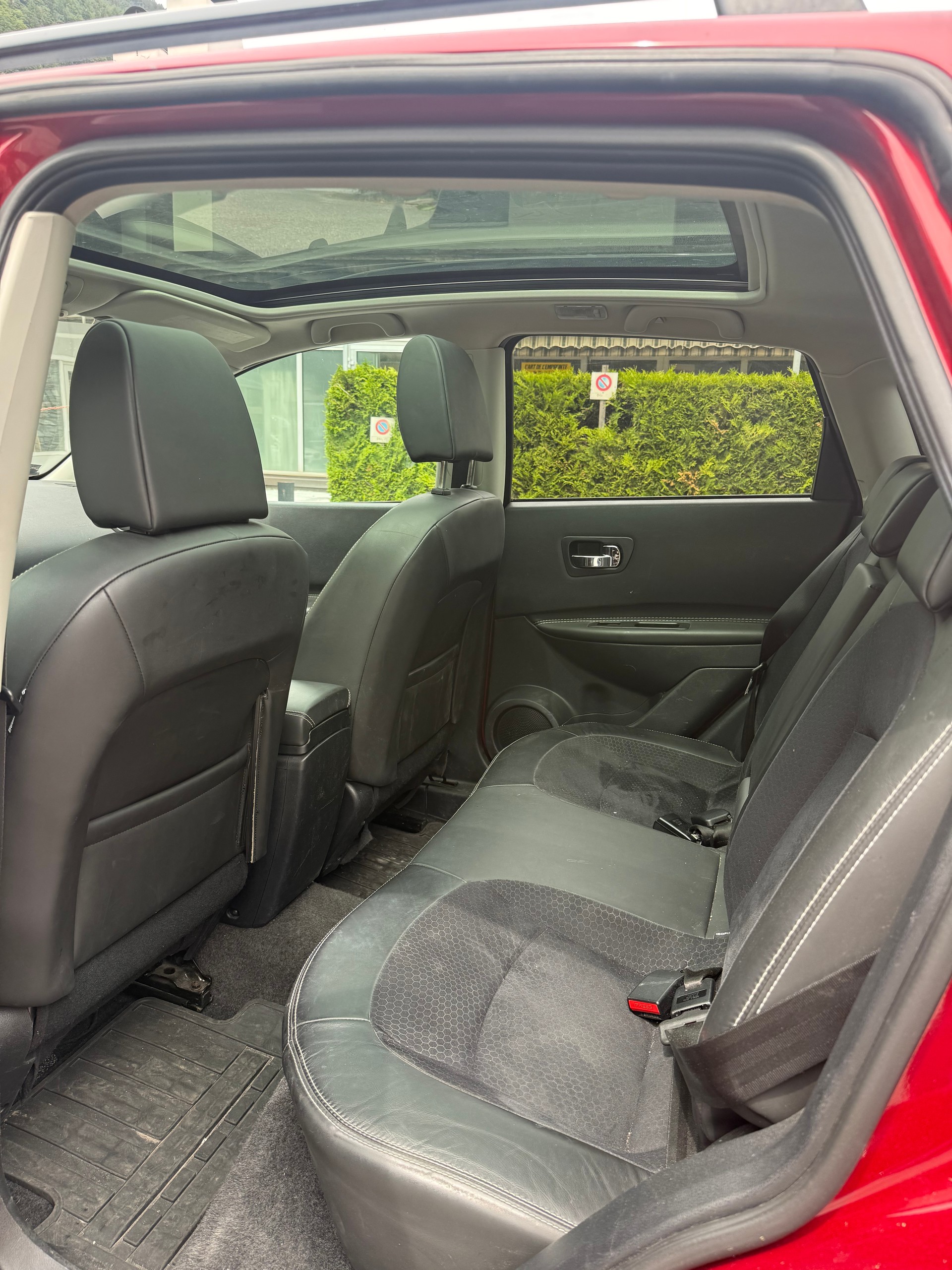 NISSAN Qashqai 1.6 dCi iStop 4WD 360-image-6