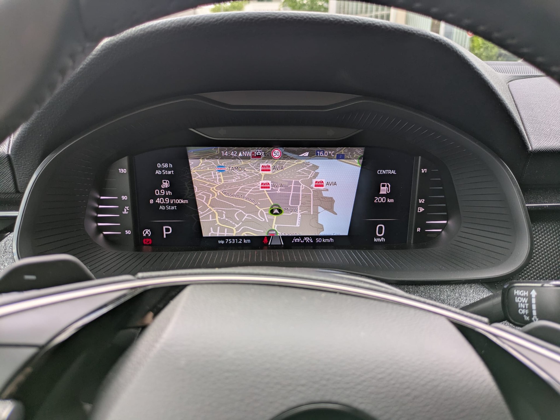 SKODA Scala 1.5 TSI Selection DSG-image-19
