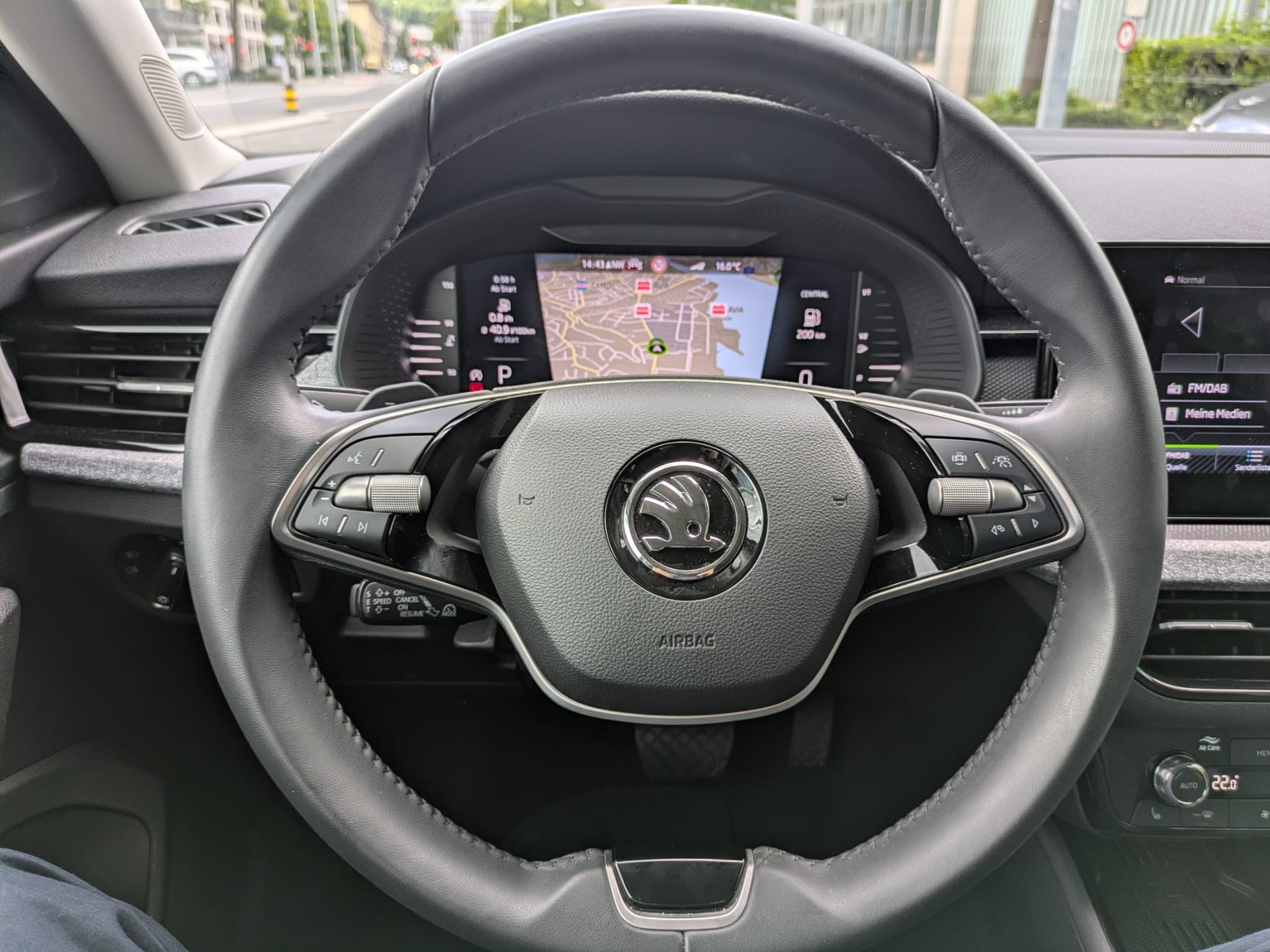 SKODA Scala 1.5 TSI Selection DSG-image-16