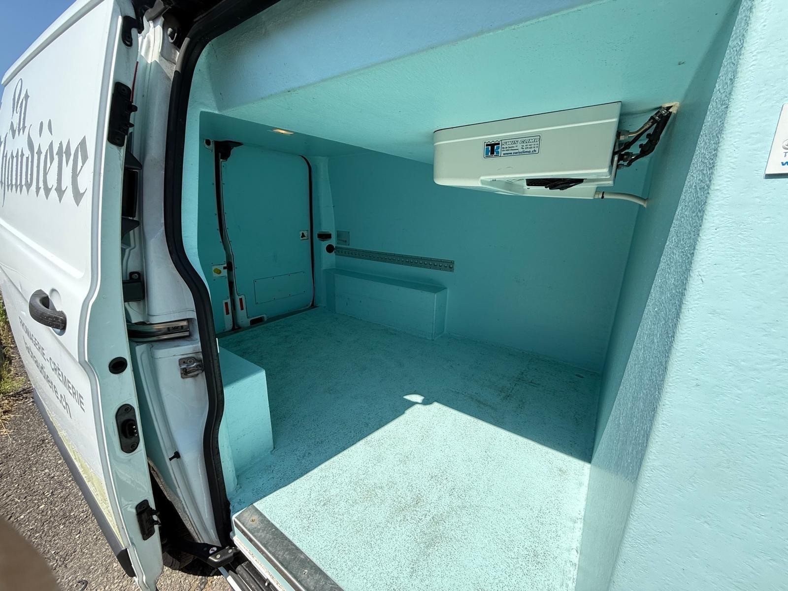 FORD Transit Custom Van 290 L1H1 Ambiente-image-9