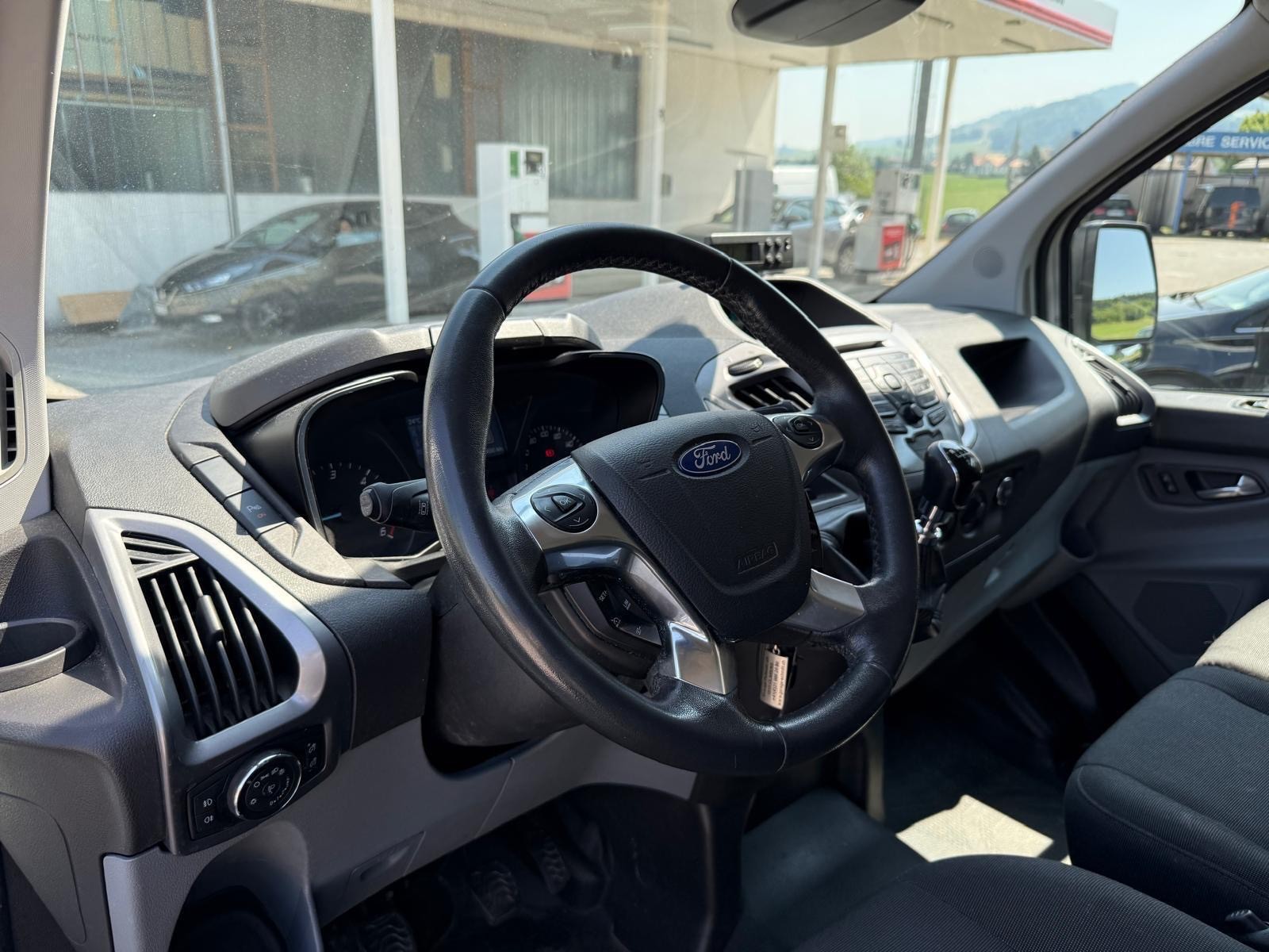 FORD Transit Custom Van 290 L1H1 Ambiente-image-14