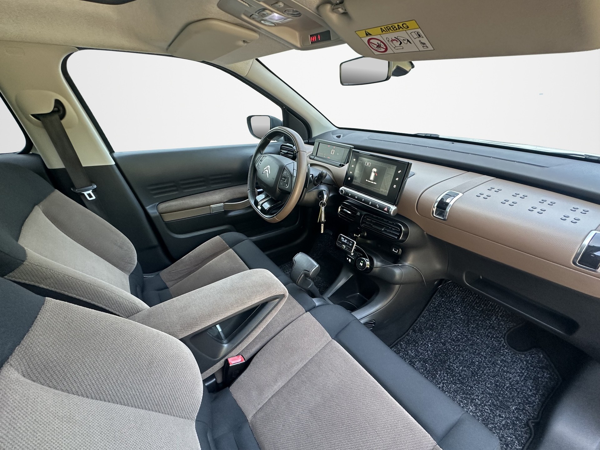 CITROEN C4 Cactus 1.2 e-VTi Shine Edition ETG-image-9