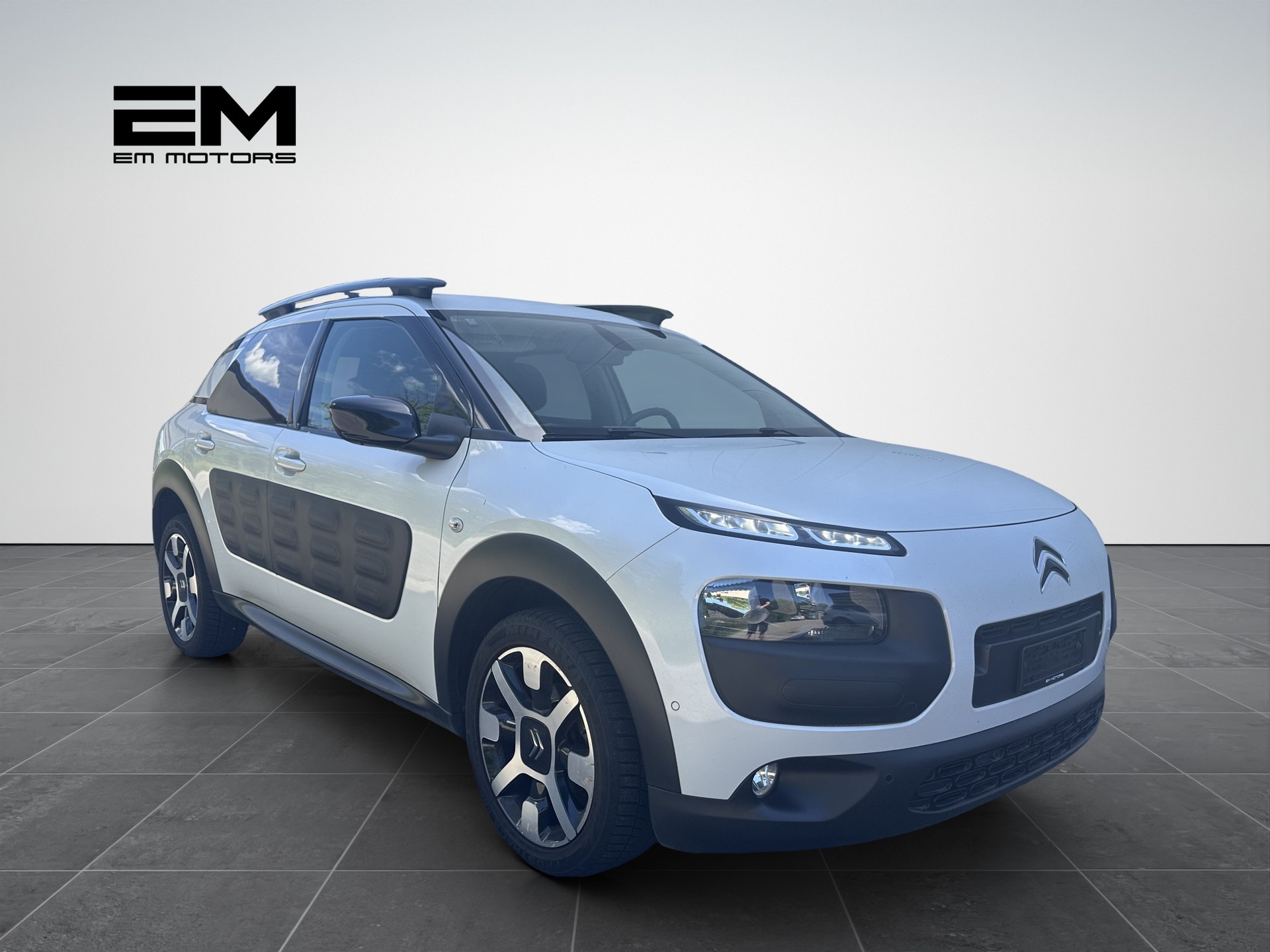 CITROEN C4 Cactus 1.2 e-VTi Shine Edition ETG-image-7