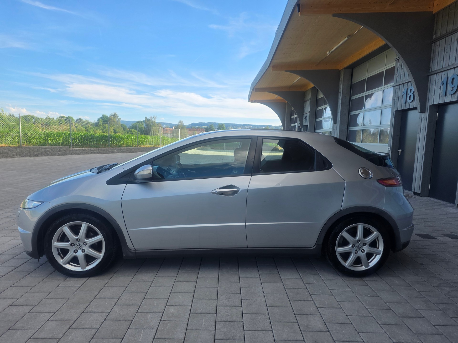 HONDA Civic 1.8i Sport-image-5