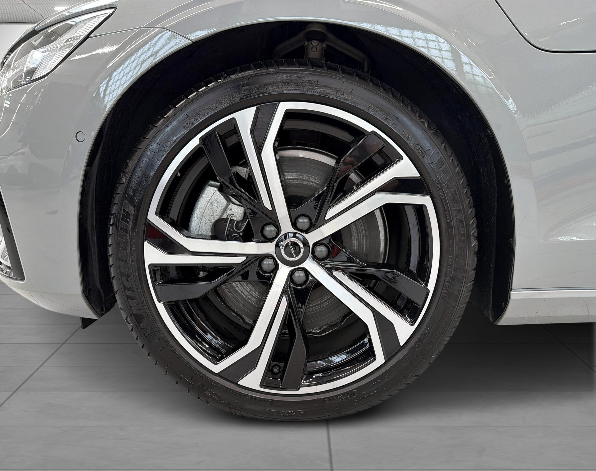 VOLVO V60 2.0 T6 TE Plus Dark eAWD-image-6