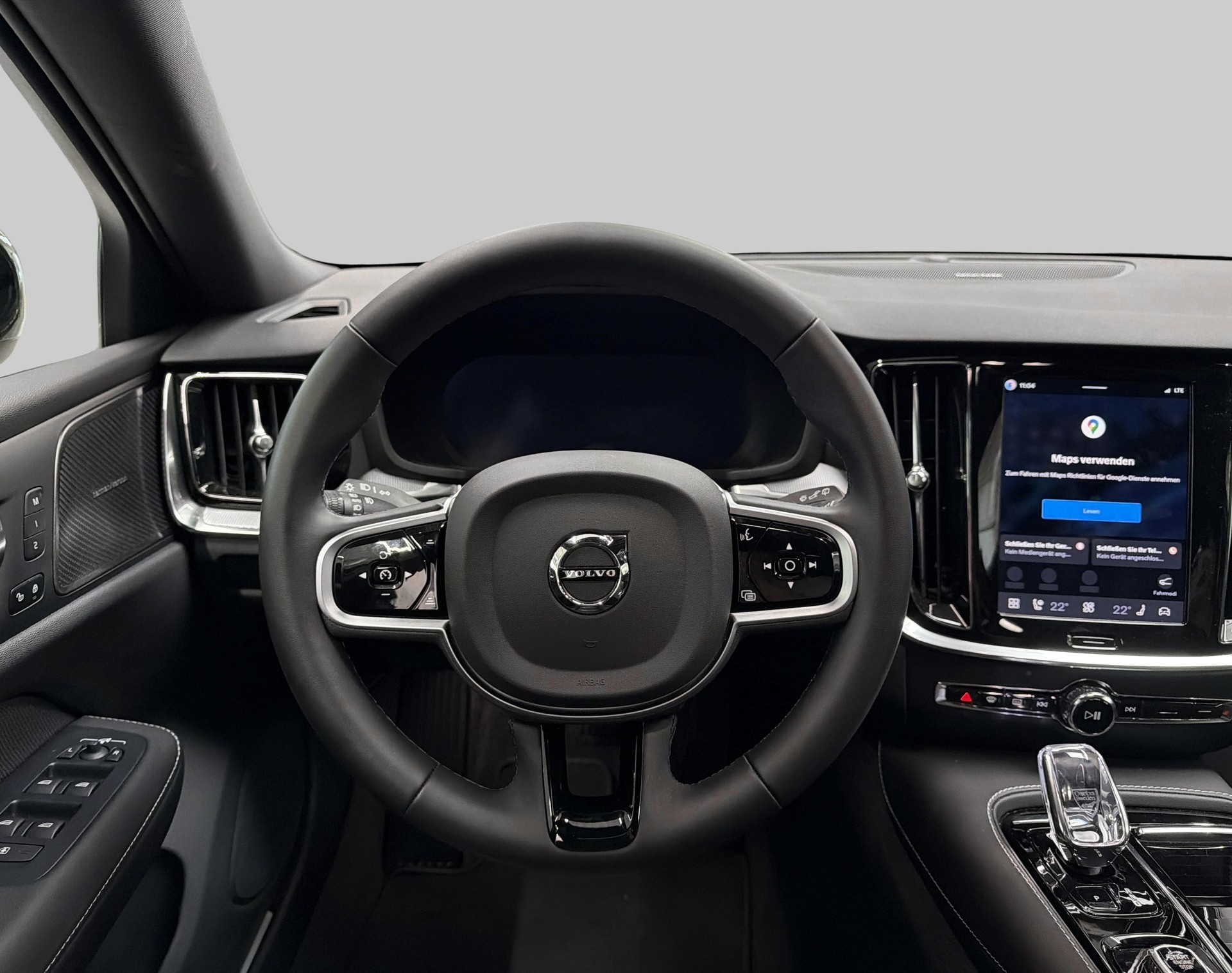 VOLVO V60 2.0 T6 TE Plus Dark eAWD-image-11