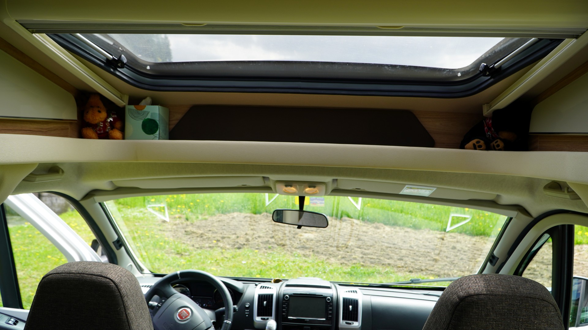 HYMER FIAT- EXIS T 588-image-7