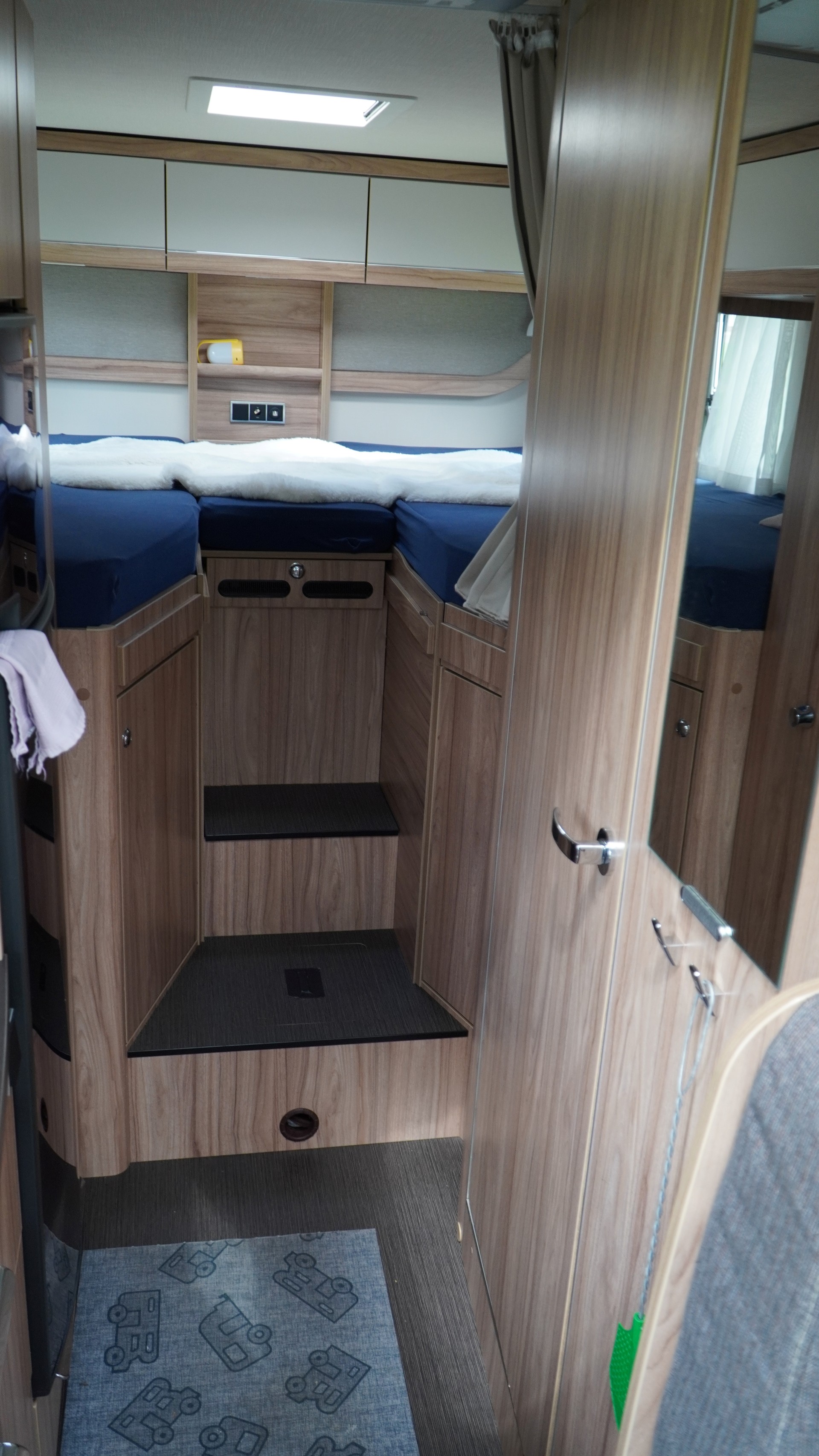HYMER FIAT- EXIS T 588-image-12