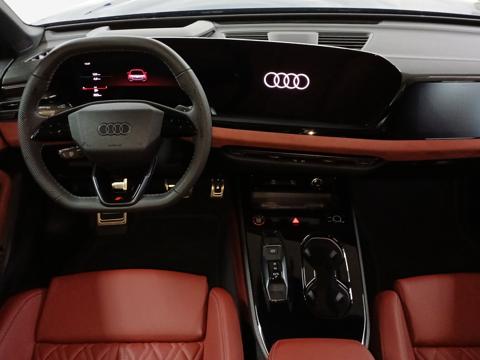 AUDI S5 Limousine TFSI quattro S tronic-image-8