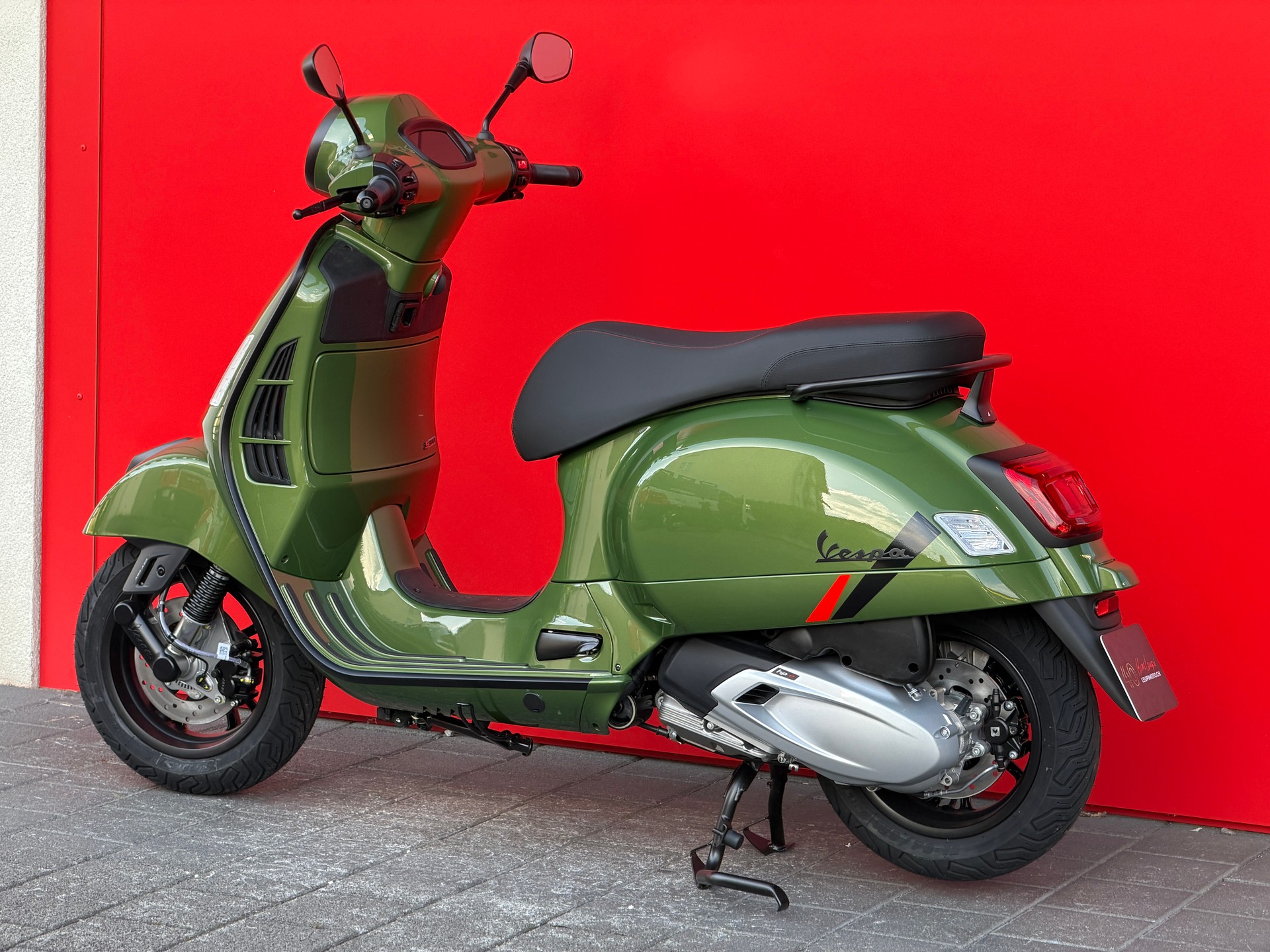 PIAGGIO Vespa GTS 125 Super Sport RST Euro 5+-image-10