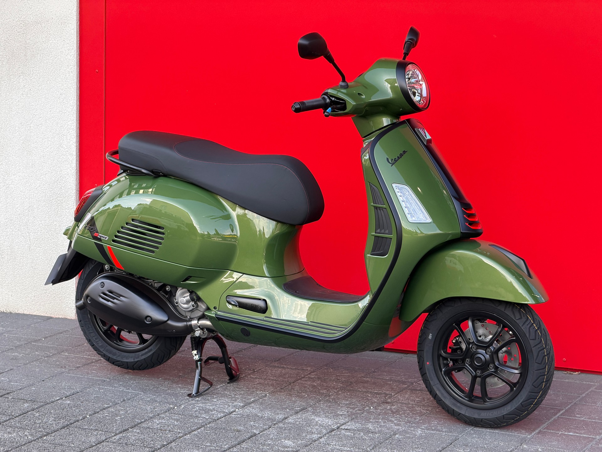 PIAGGIO Vespa GTS 125 Super Sport RST Euro 5+-showroom-element-1