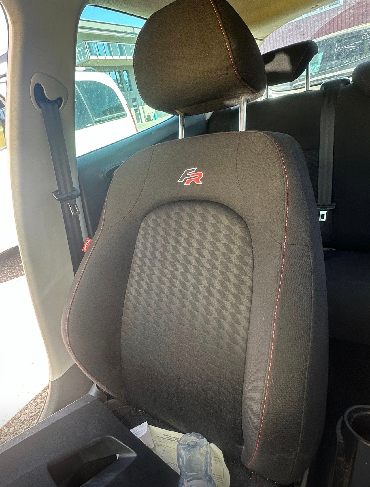 SEAT Ibiza SC 1.4 TSI FR DSG-image-5