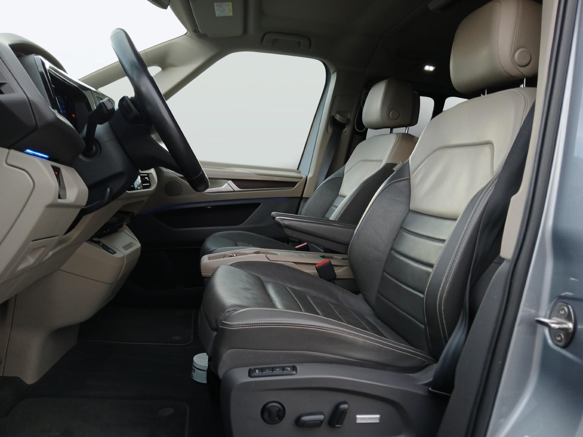 VW Multivan kurz 1.4 eHybrid Liberty DSG-image-8