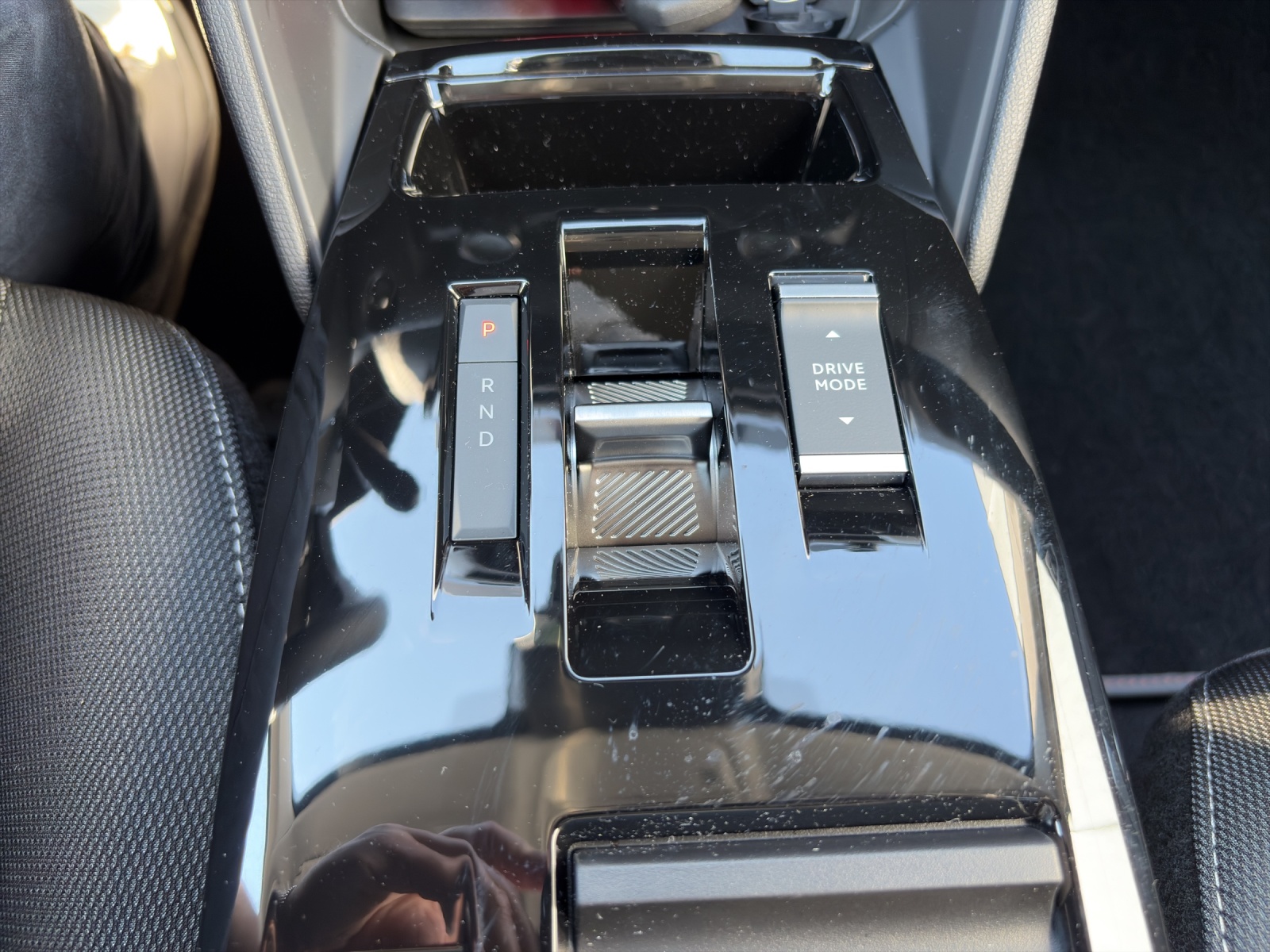 CITROEN C4 1.2 Hybrid Collection-image-15