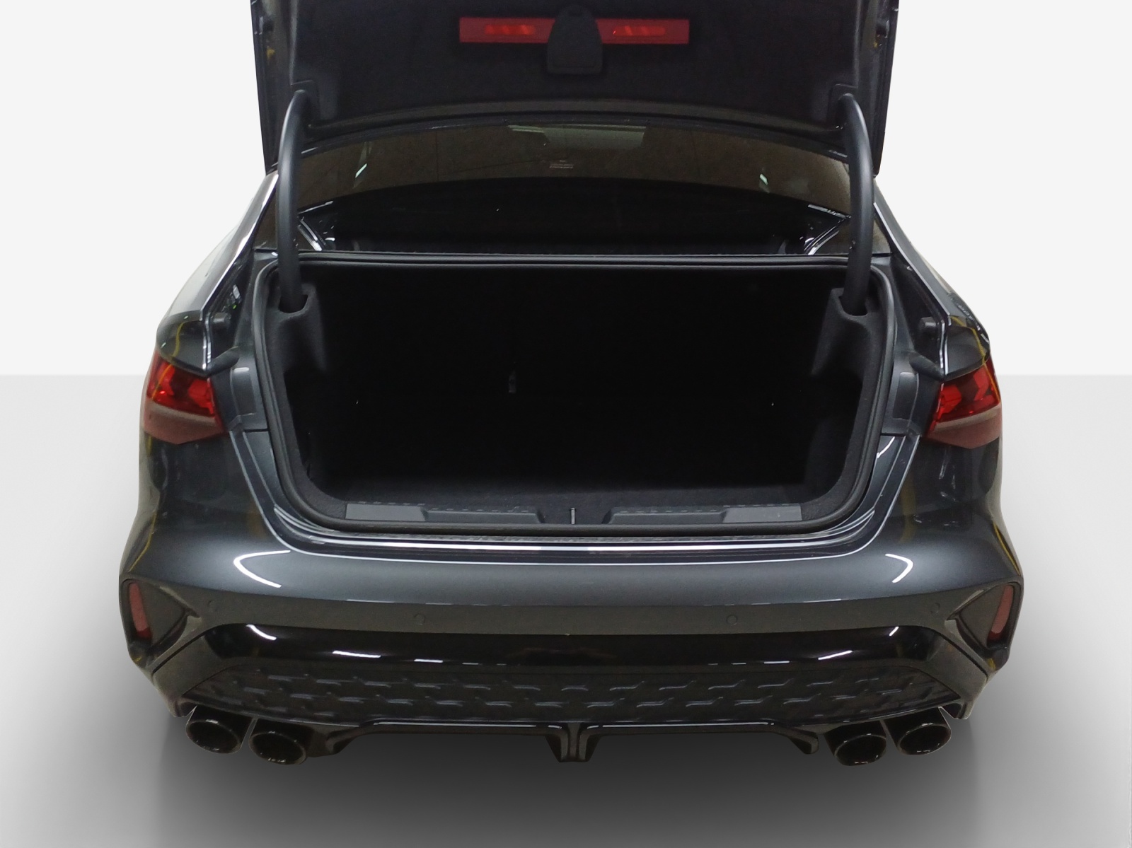 AUDI S3 Limousine TFSI quattro S-tronic-image-12