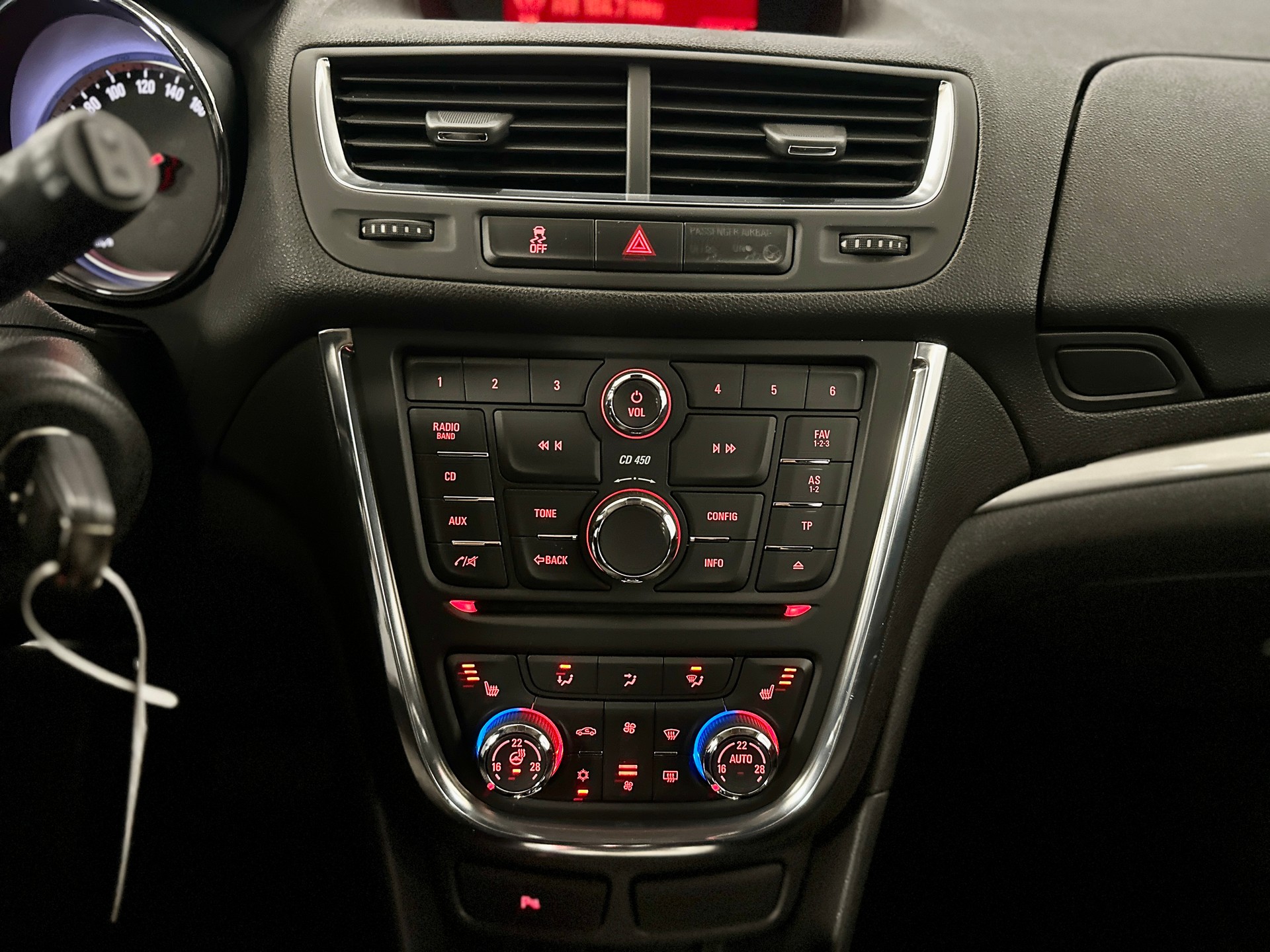 OPEL Mokka 1.4i 16V Turbo Drive 2WD Automatik-image-15