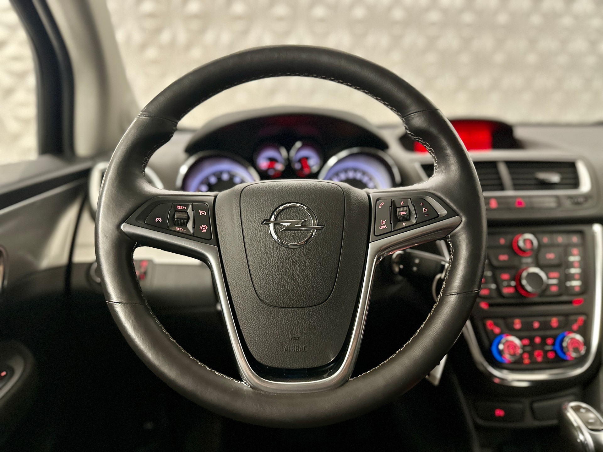 OPEL Mokka 1.4i 16V Turbo Drive 2WD Automatik-image-17