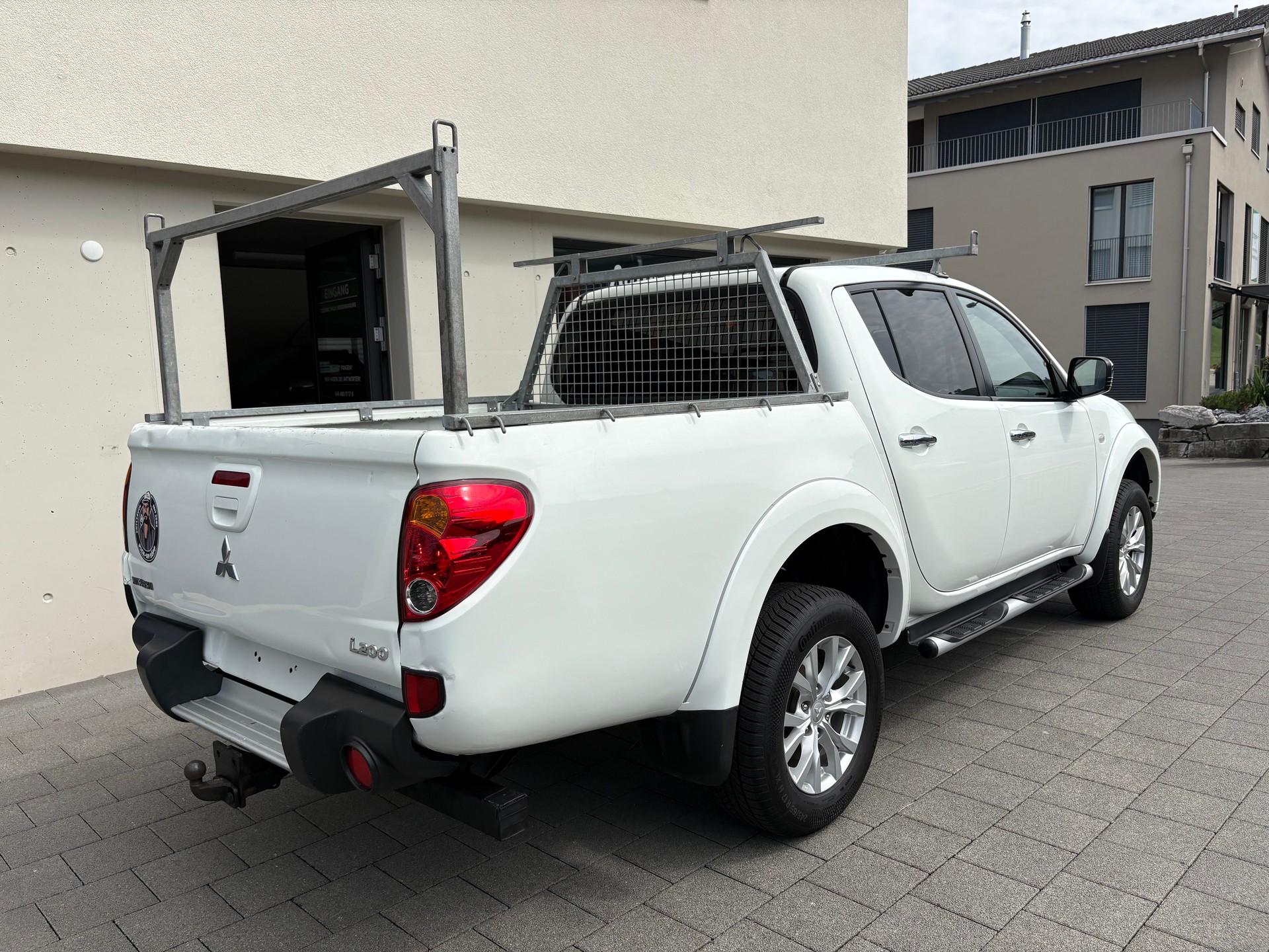 MITSUBISHI L 200 2.5 DID HP Intense Double Cab A-image-6