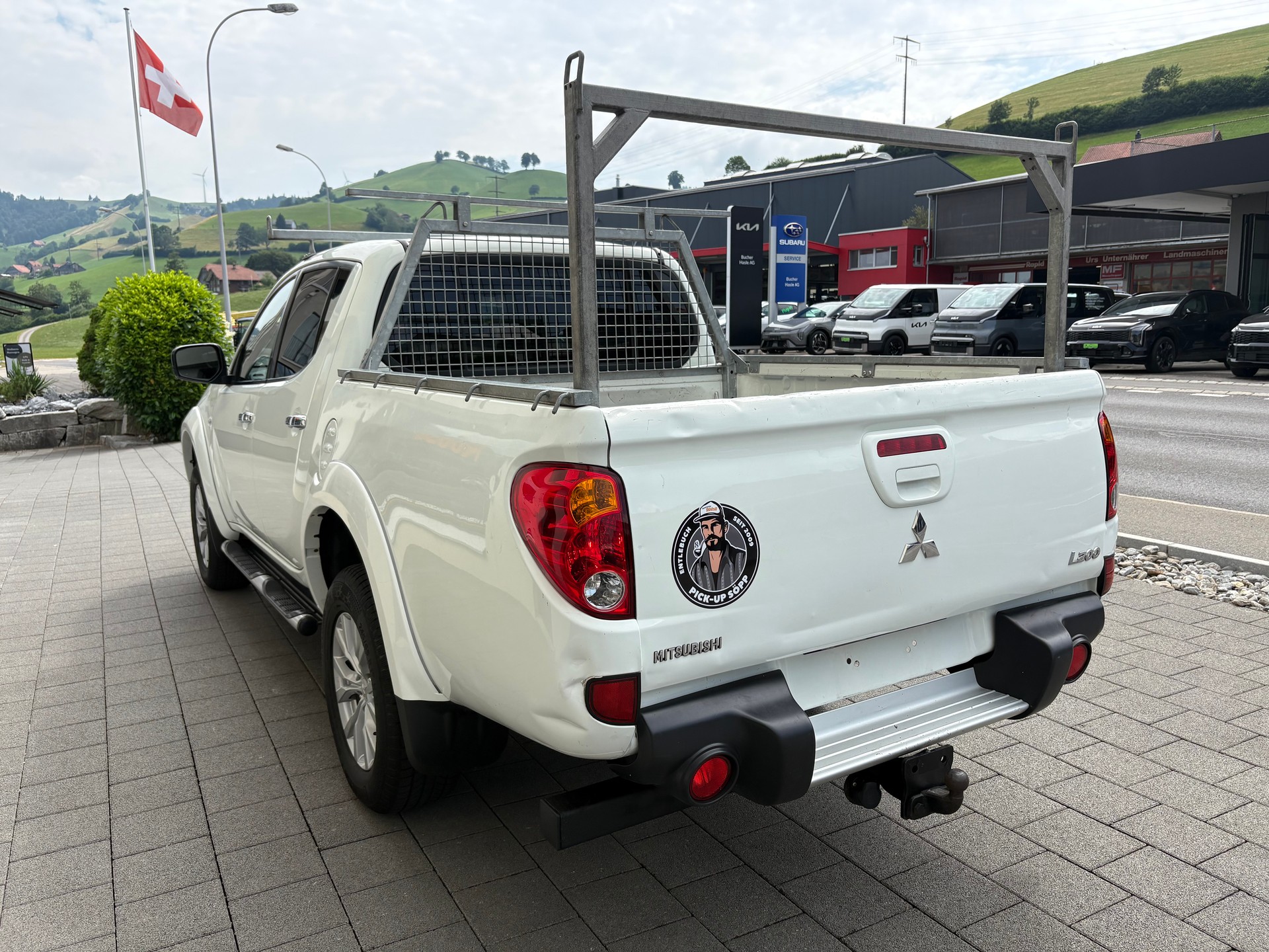 MITSUBISHI L 200 2.5 DID HP Intense Double Cab A-image-7