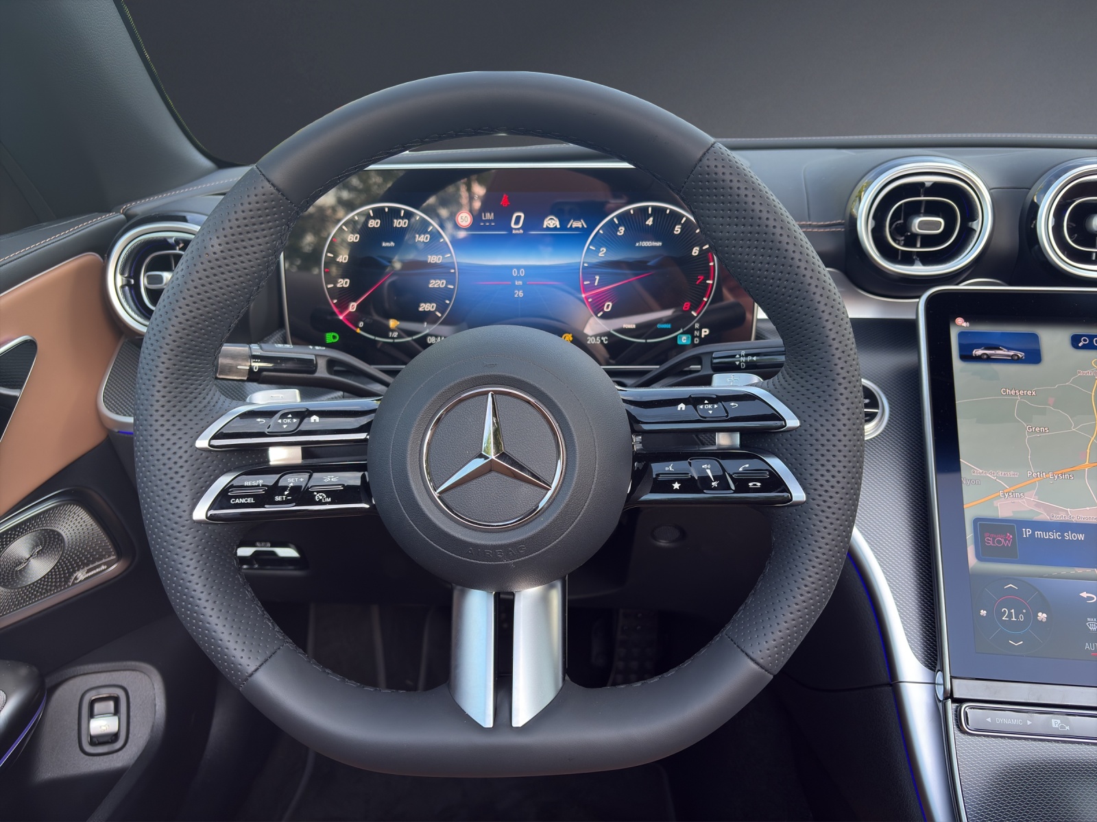 MERCEDES-BENZ CLE 200 Cabrio 4Matic 9G-Tronic-image-14
