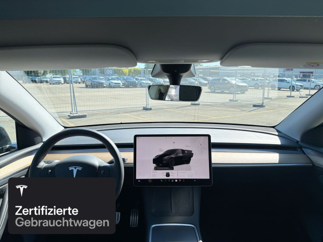 TESLA Model Y Performance-image-14
