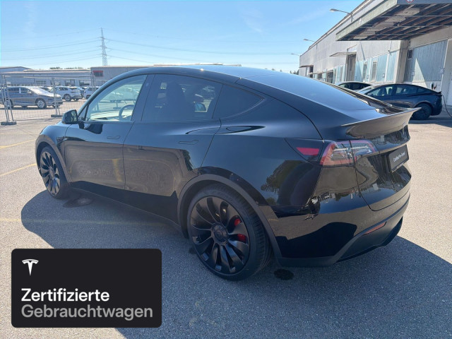 TESLA Model Y Performance-image-6
