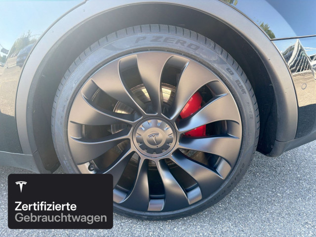 TESLA Model Y Performance-image-5