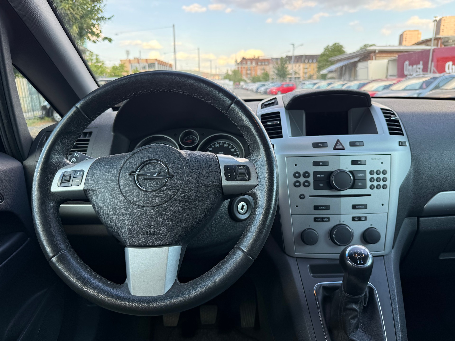 OPEL Zafira 1.8i 16V Enjoy-image-10