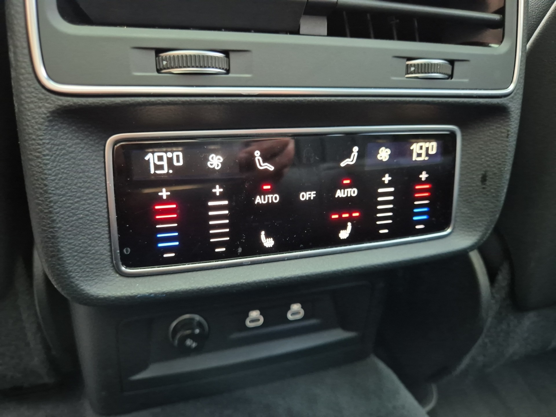 AUDI Q7 55 TFSI S line quattro tiptronic / faceliftmodell-image-15