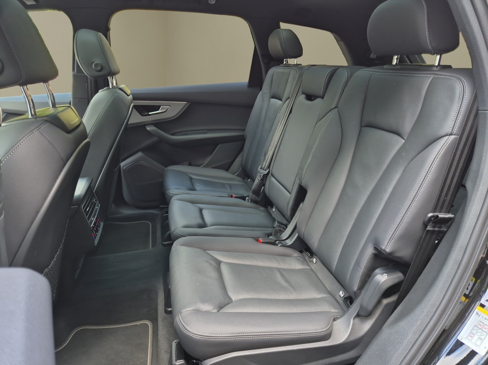 AUDI Q7 55 TFSI S line quattro tiptronic / faceliftmodell-image-14