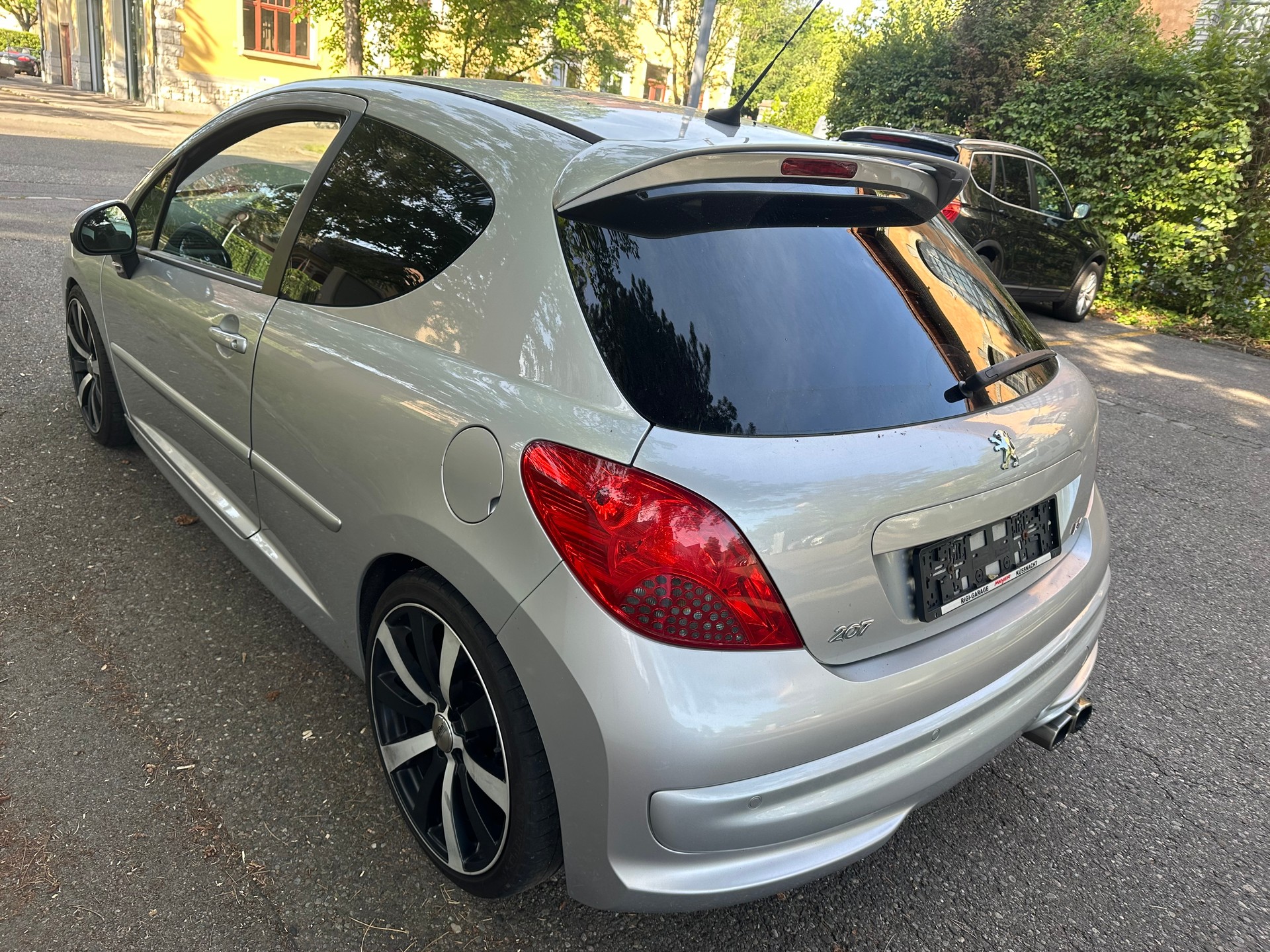 PEUGEOT 207 1.6 16V Turbo GTi-image-3